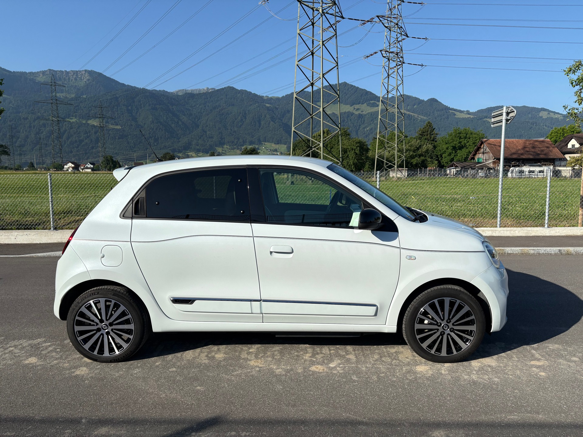 RENAULT Twingo Electric Techno-image-1