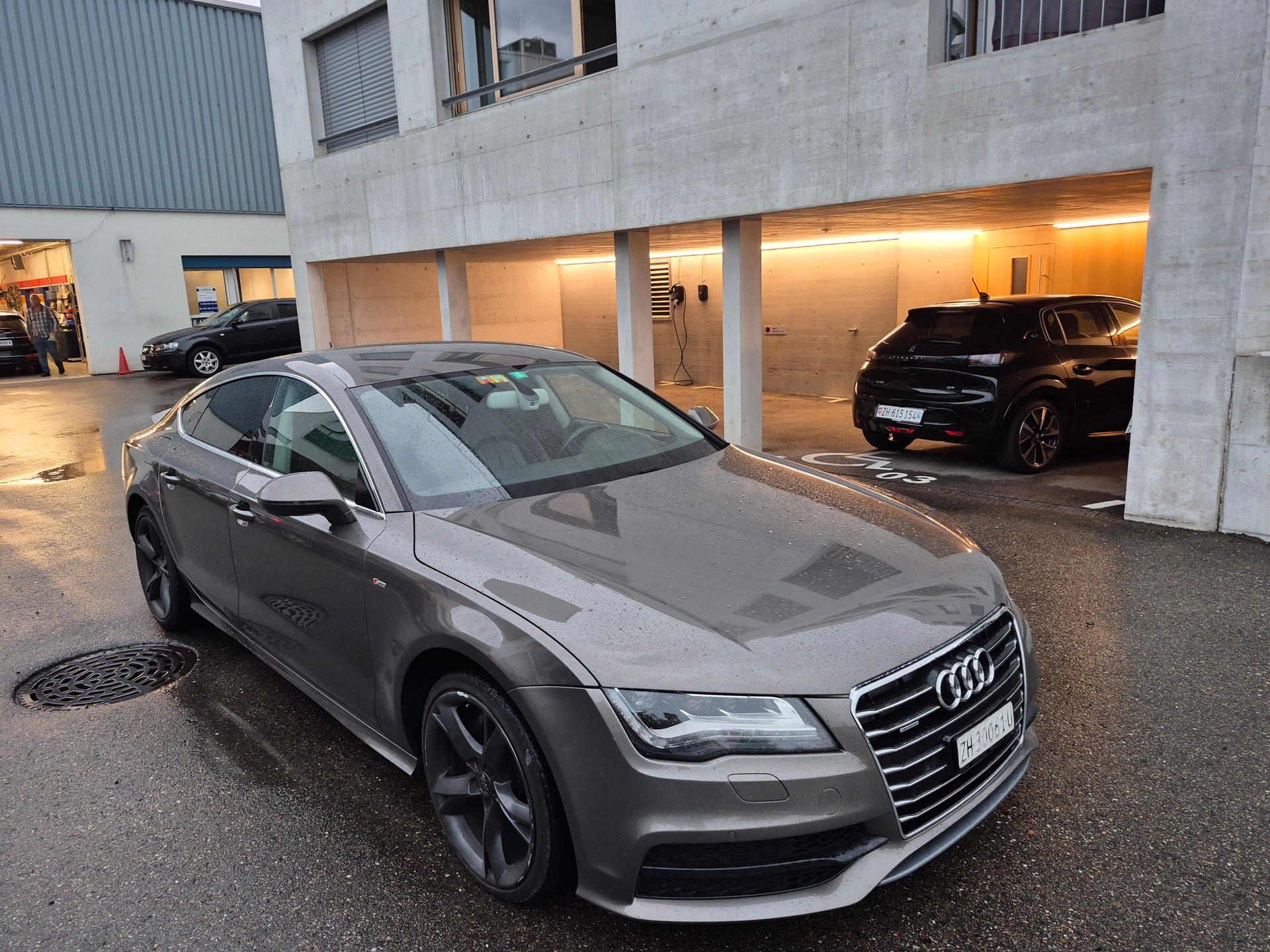 AUDI A7 Sportback 3.0 TDI quattro S-tronic-image-2