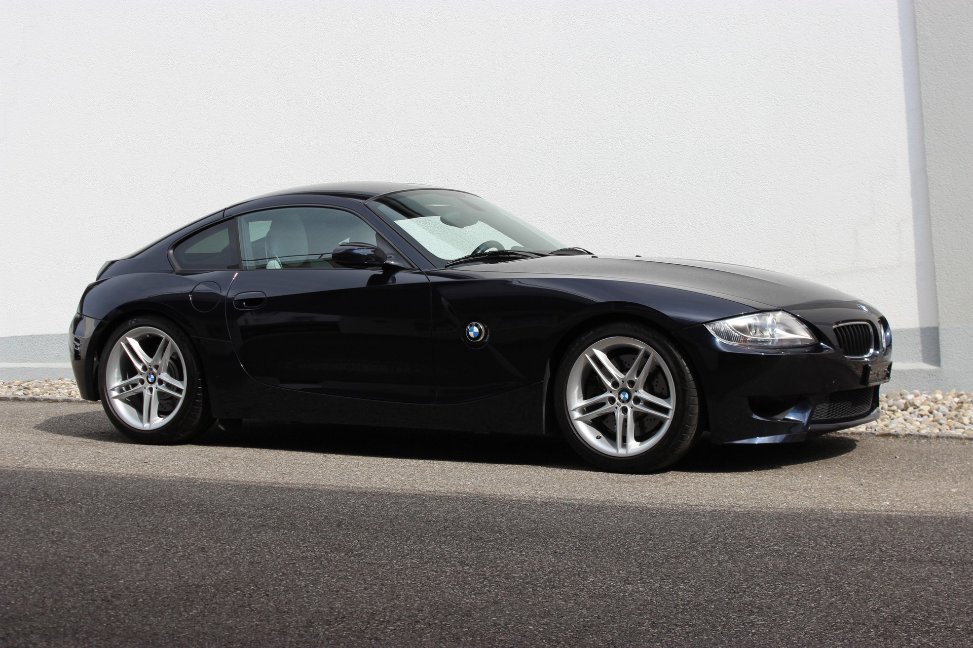 BMW Z4 M Coupé *CARBONSCHWARZ*-image-4