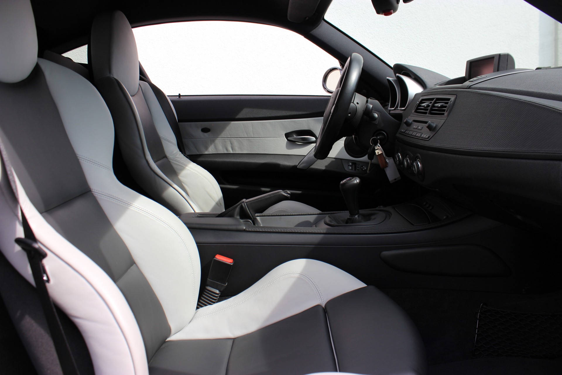 BMW Z4 M Coupé *CARBONSCHWARZ*-image-3
