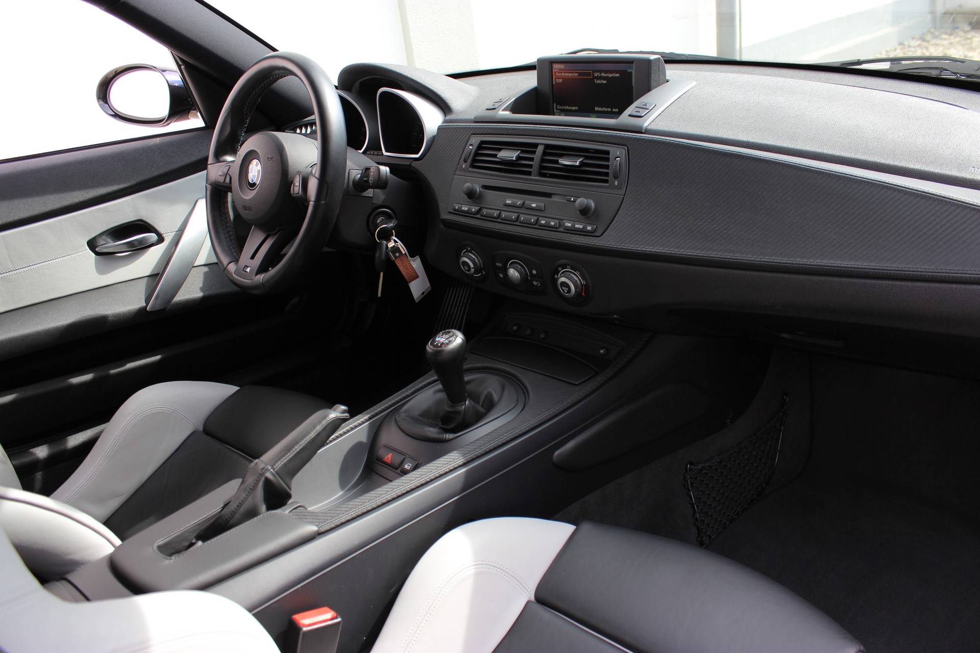 BMW Z4 M Coupé *CARBONSCHWARZ*-image-1