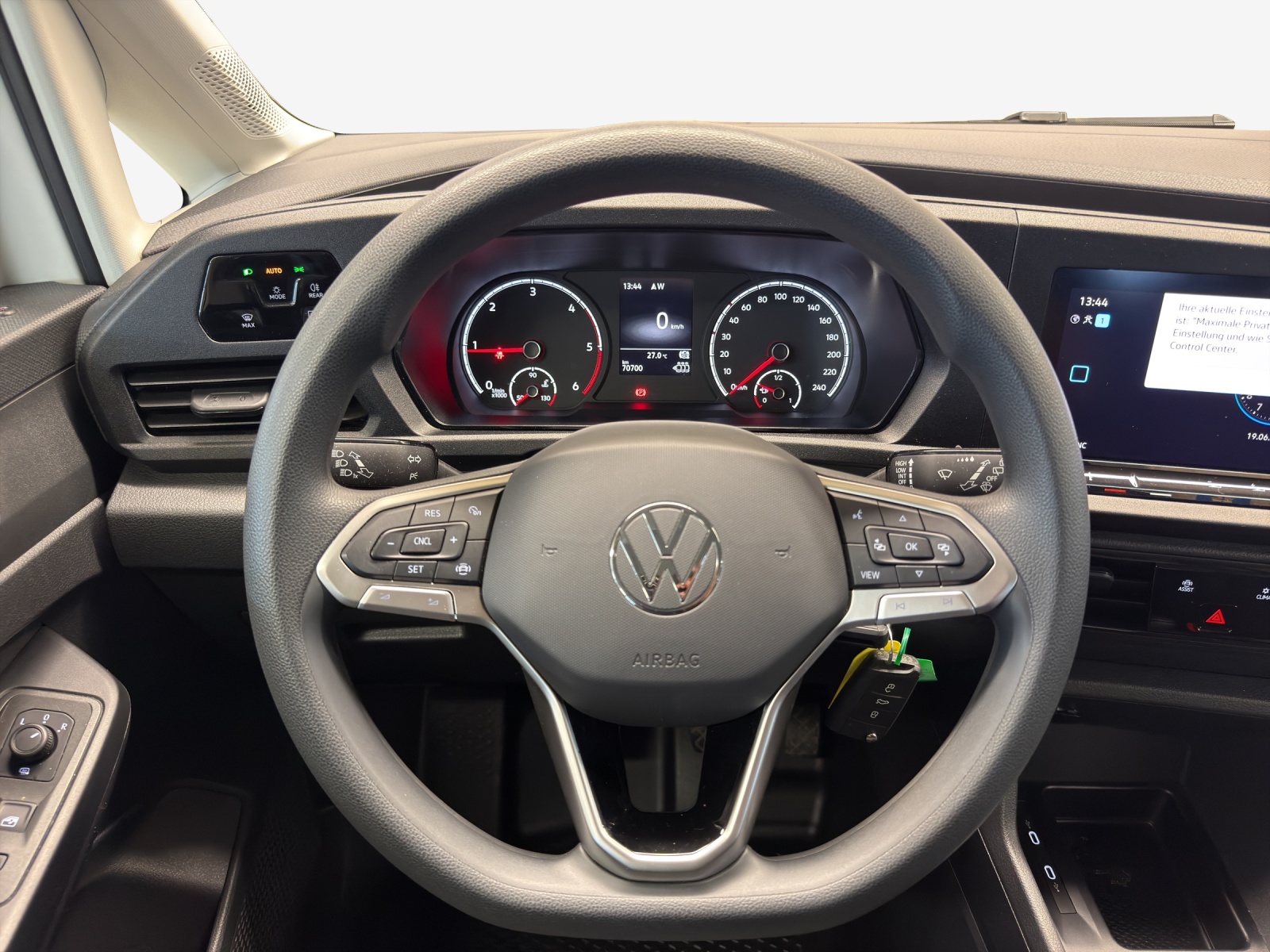 VW Caddy Kombi 2.0TDI-image-9