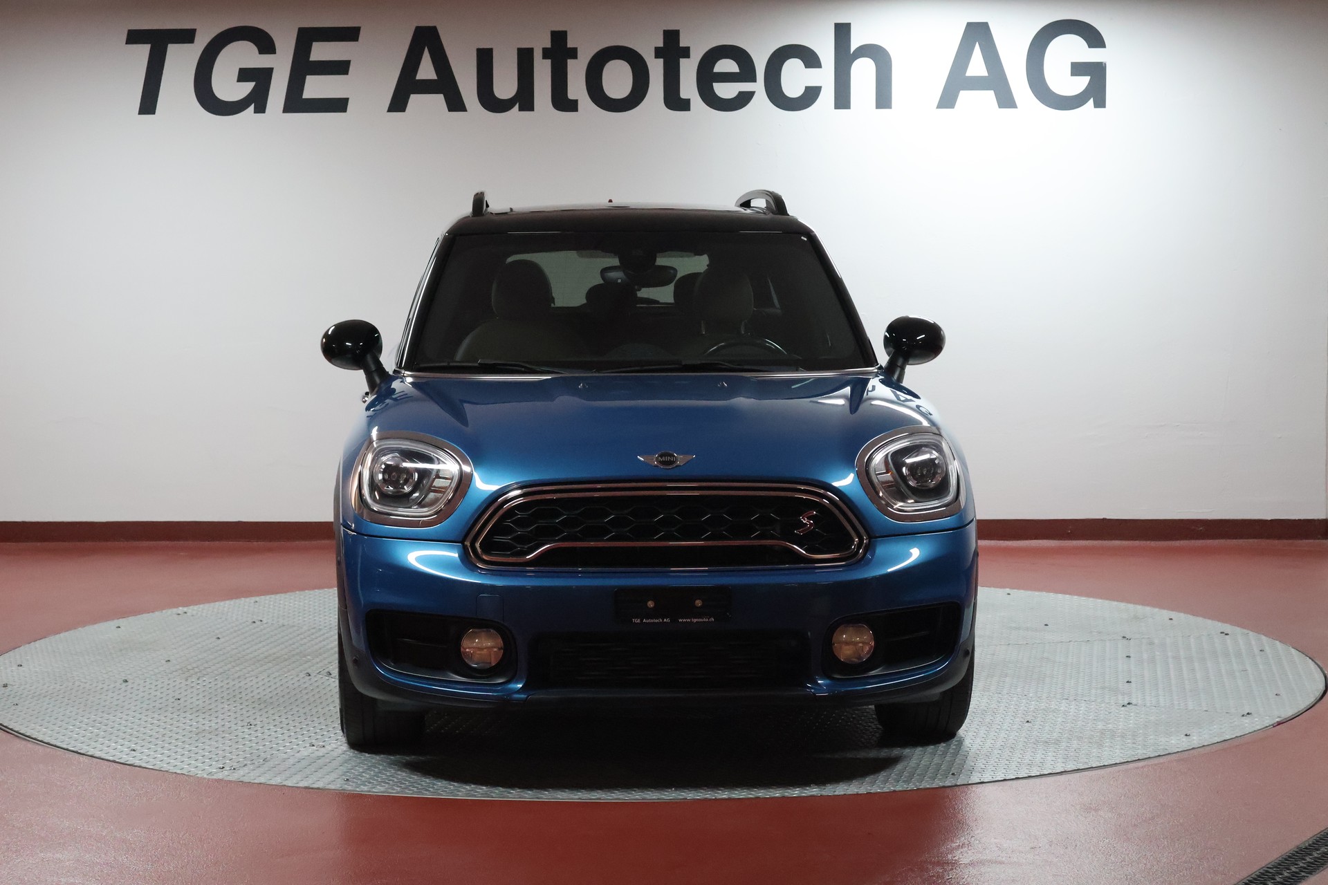 MINI Countryman Cooper S ALL4 Steptronic-showroom-element-1