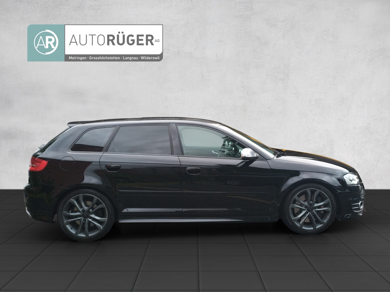 AUDI S3 Sportback 2.0 TFSI quattro S-tronic-image-6