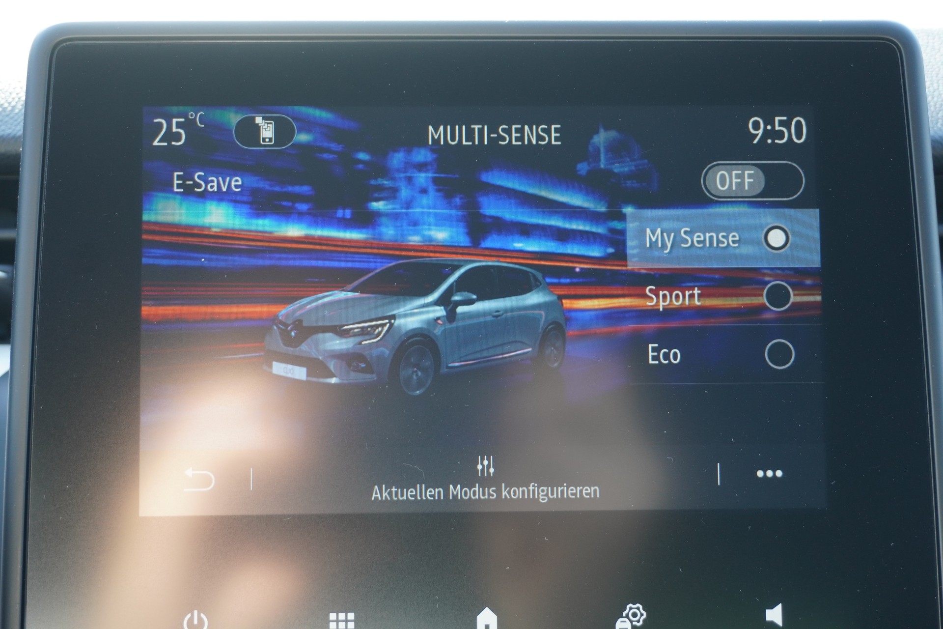RENAULT Clio 1.6 E-Tech Techno-image-20