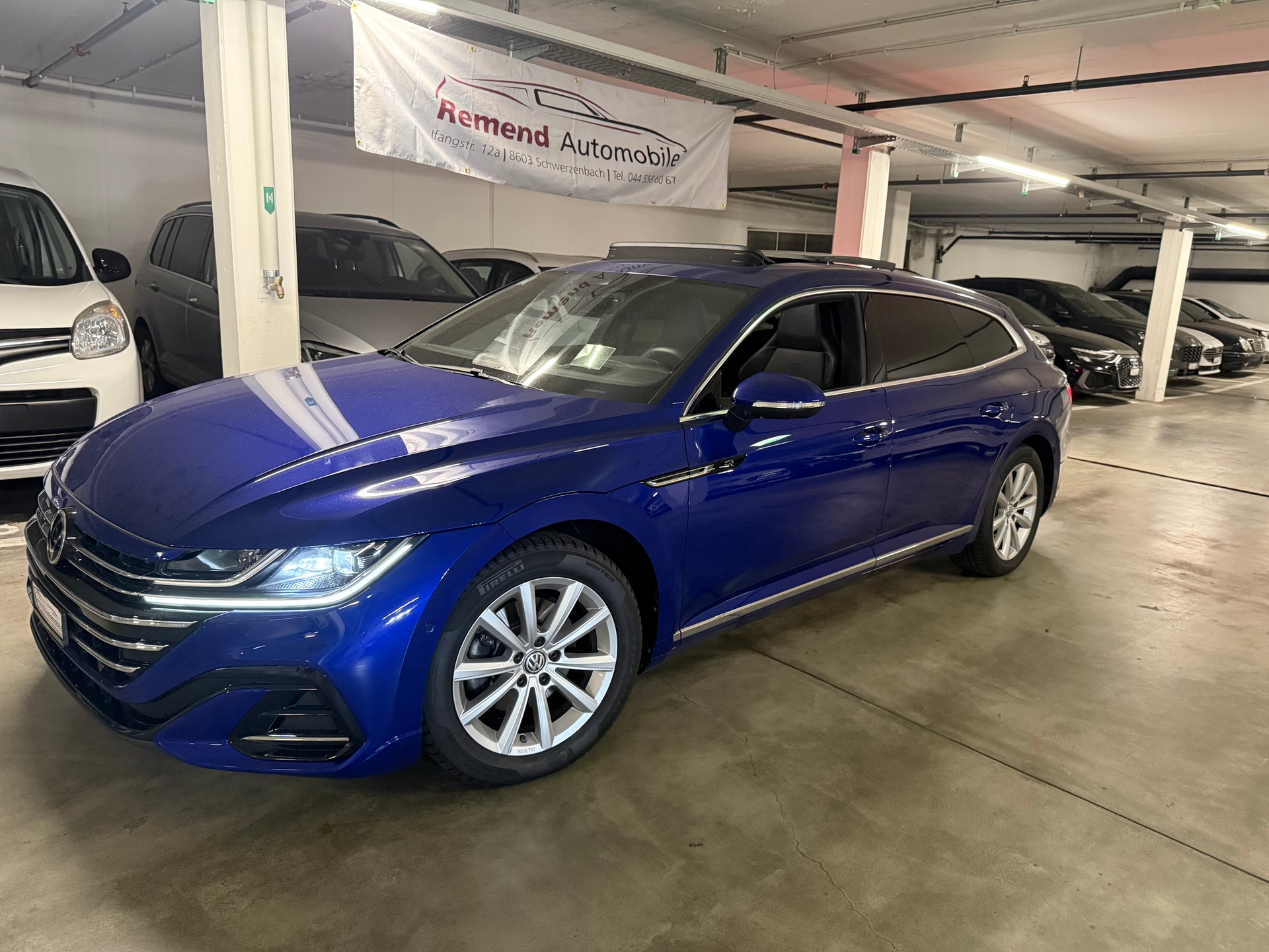 VW Arteon SB 2.0 TDI R-Line 4Motion DSG AHK, Panorama, Head-up