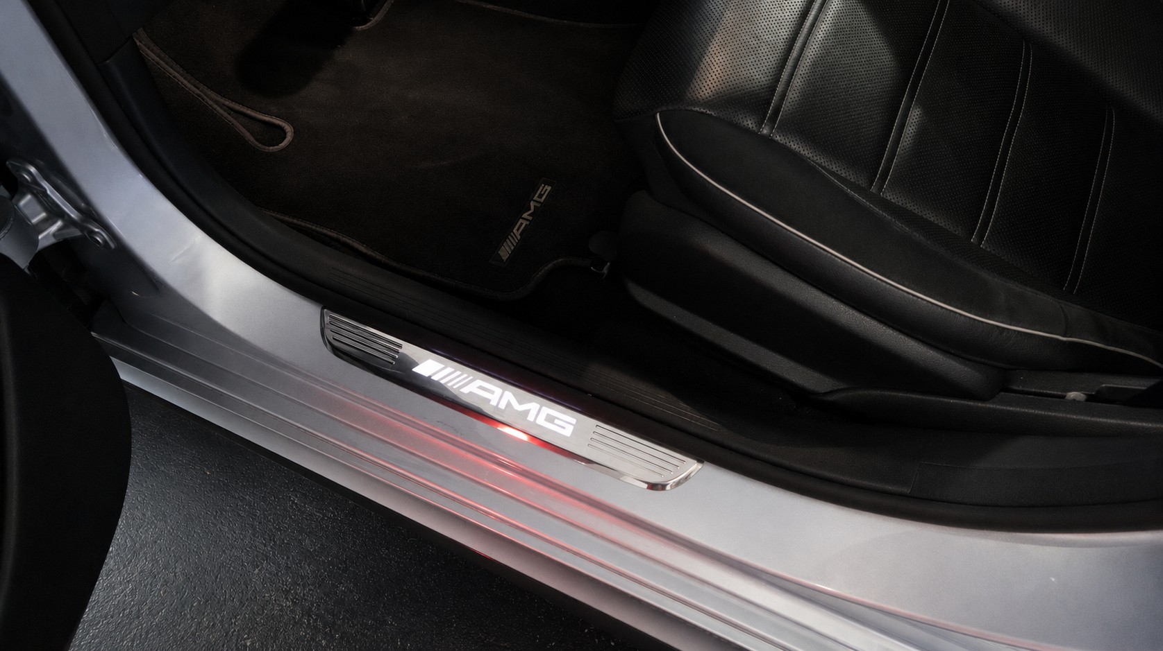 MERCEDES-BENZ AMG E 63 S 4Matic+ Speedshift 9G-TCT-image-2