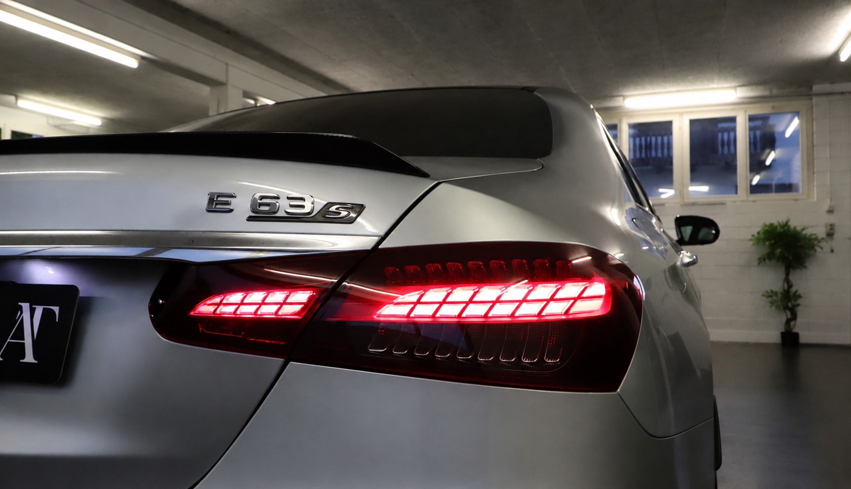 MERCEDES-BENZ AMG E 63 S 4Matic+ Speedshift 9G-TCT-image-28
