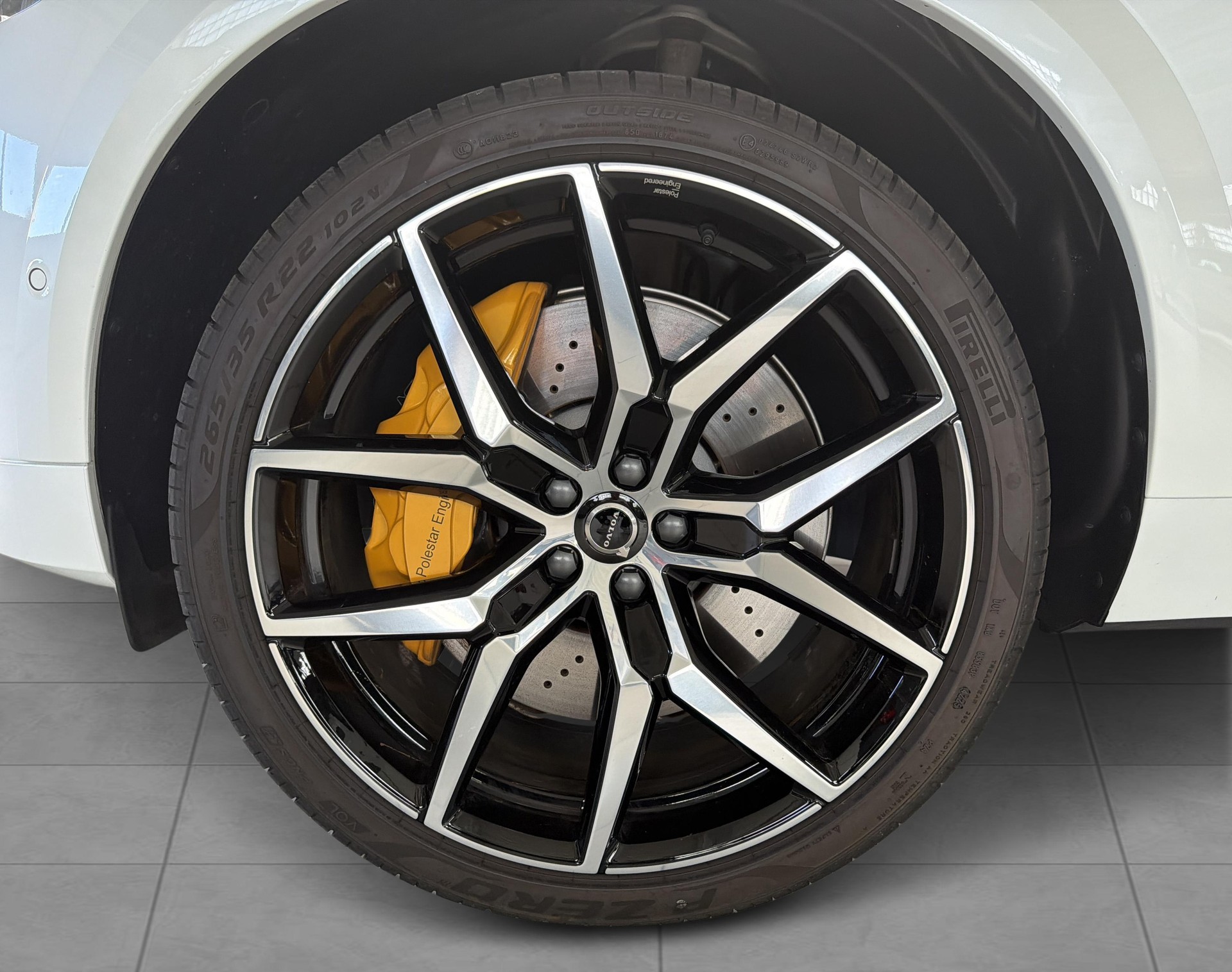 VOLVO XC60 2.0 T8 TE Polestar eAWD-image-6