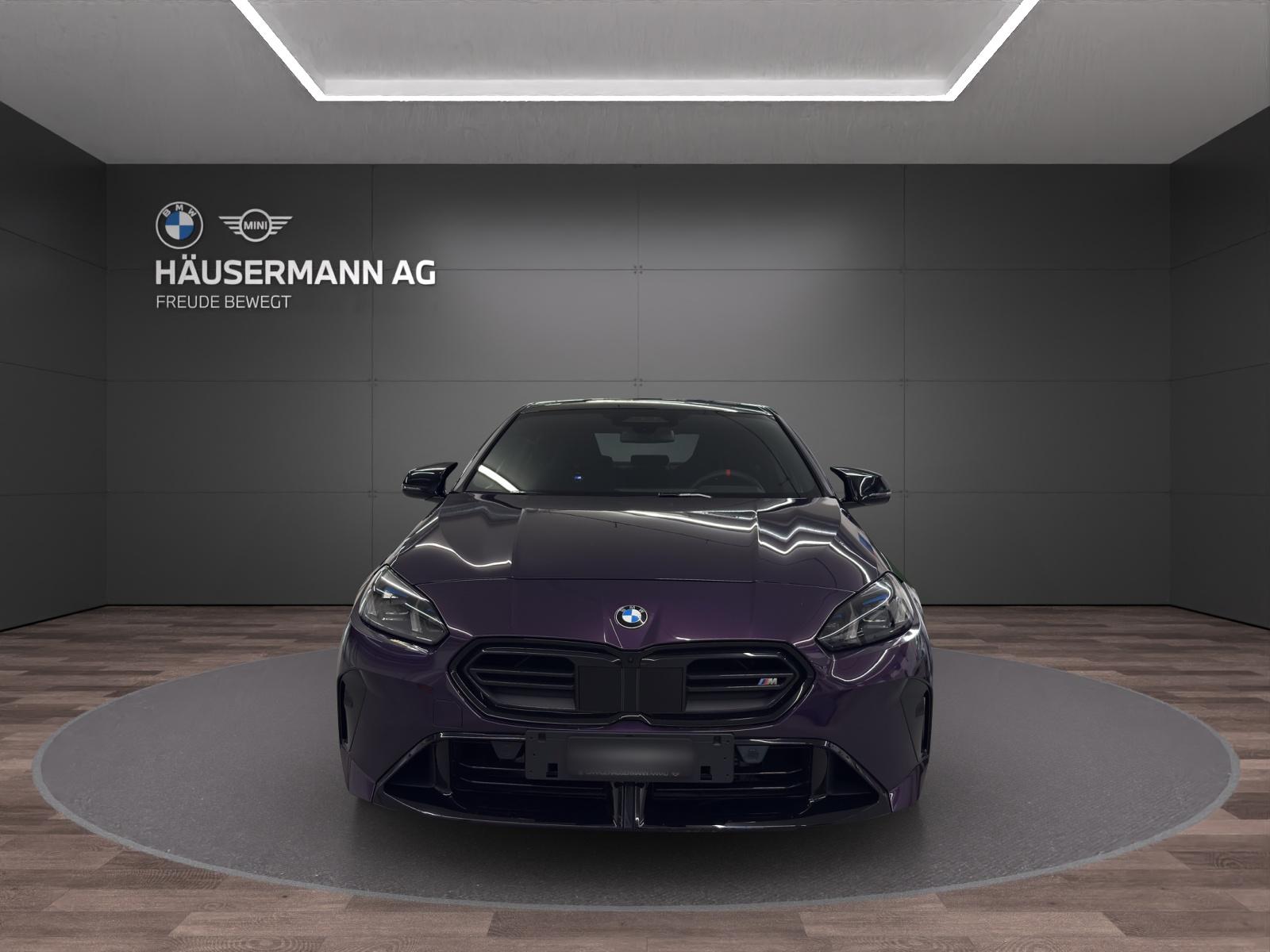 BMW M235i xDrive Gran Coupé-image-1