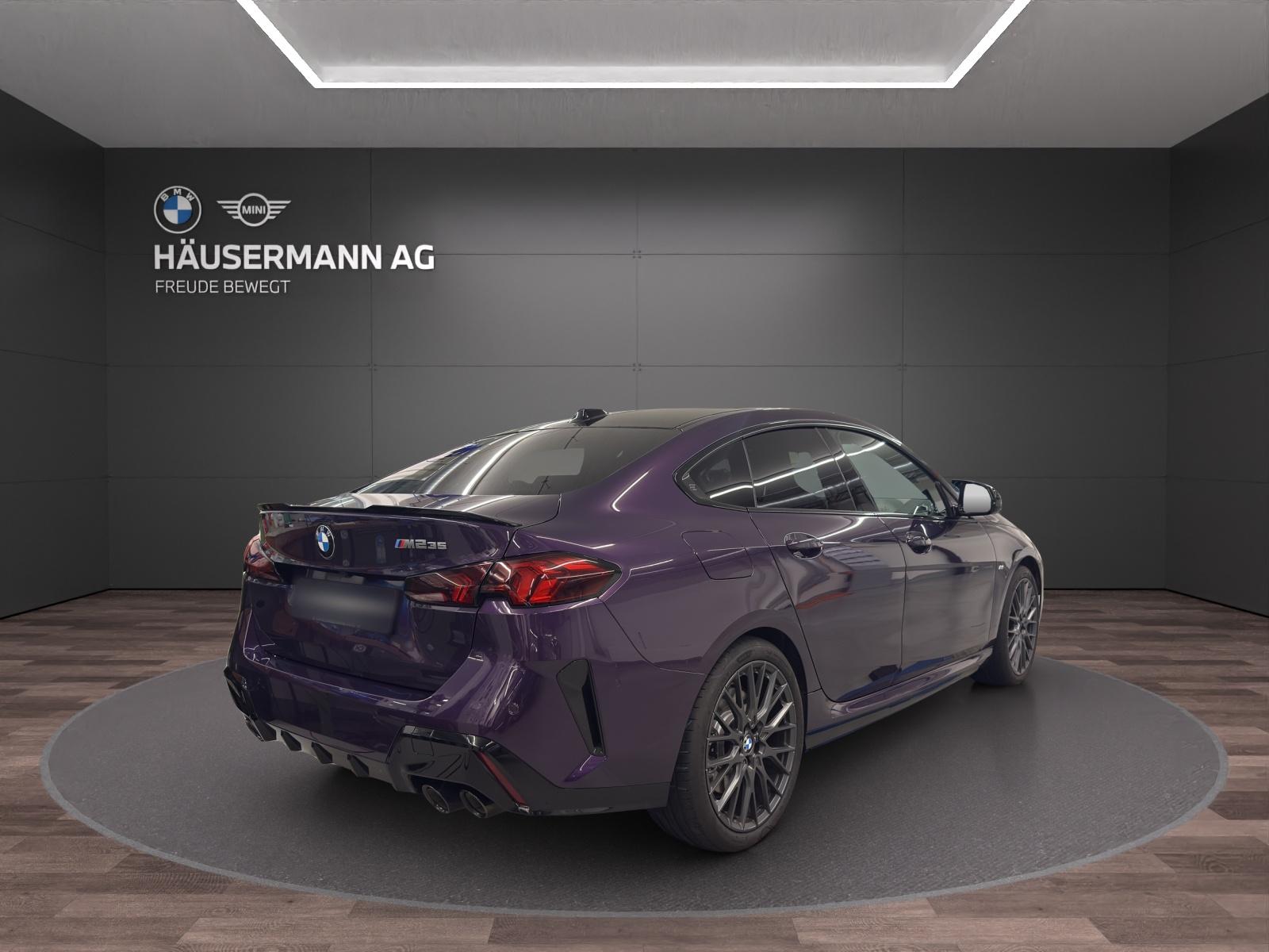 BMW M235i xDrive Gran Coupé-image-4