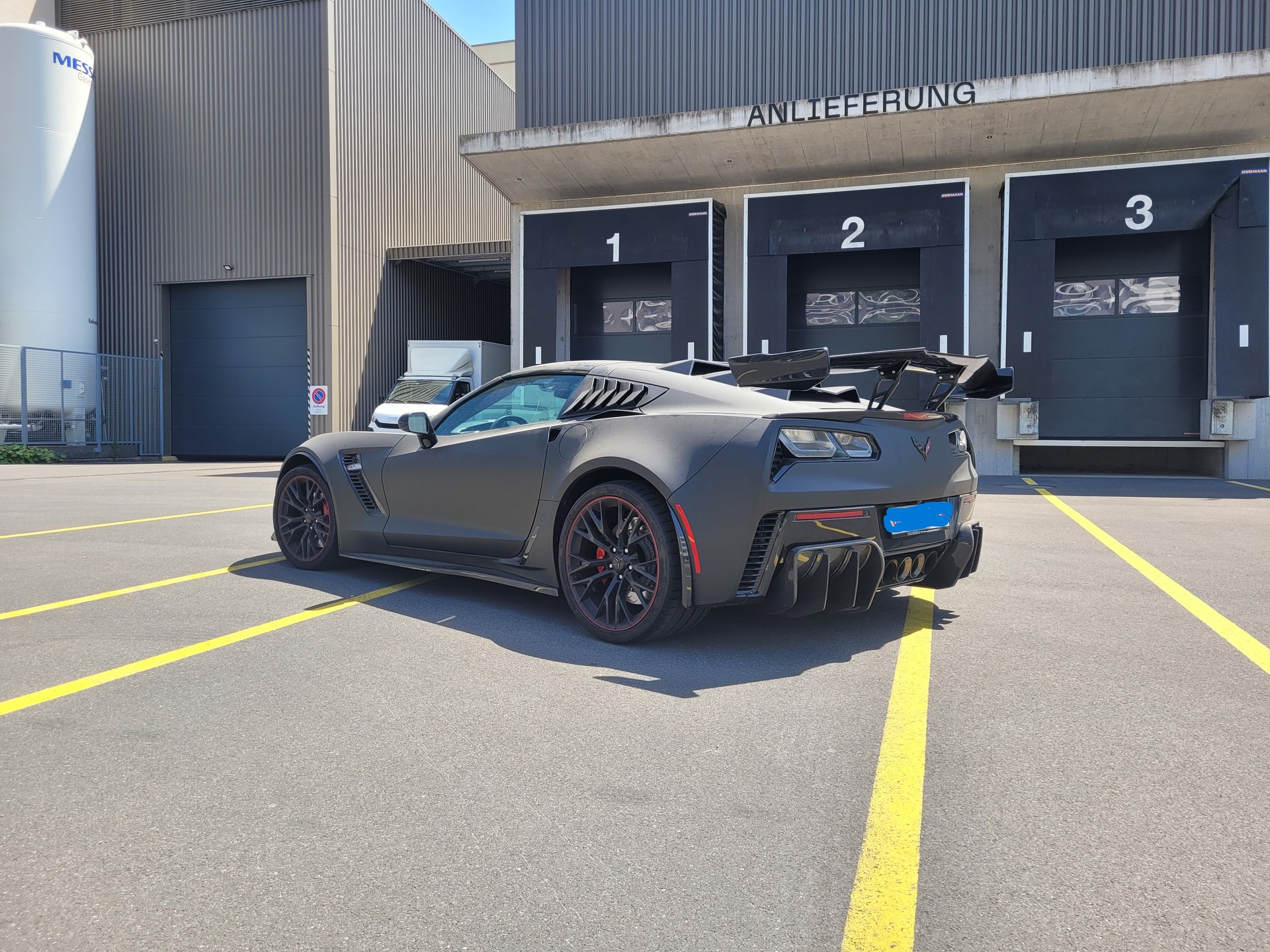 CHEVROLET C7 Z06-image-2