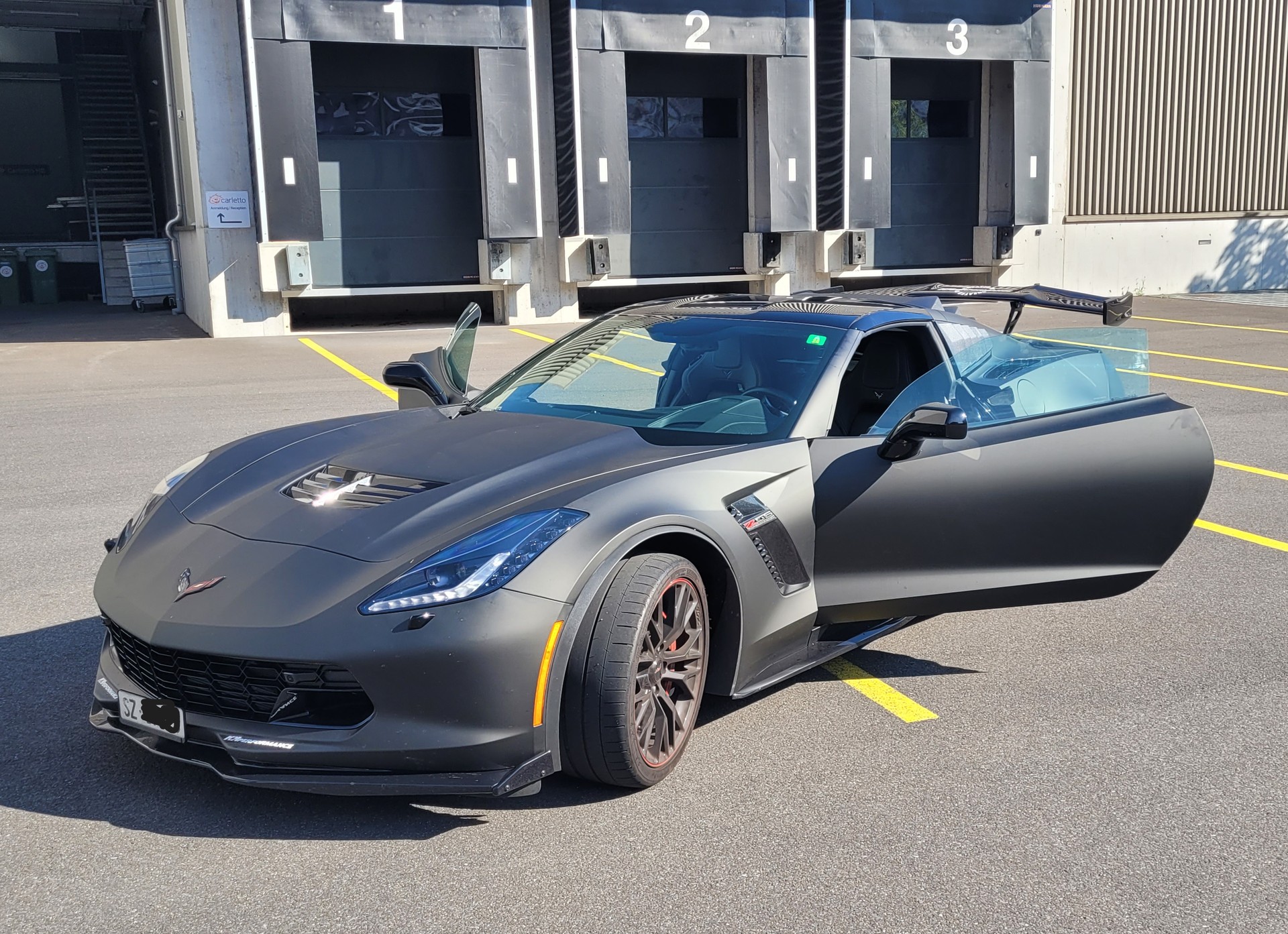 CHEVROLET C7 Z06-image-0