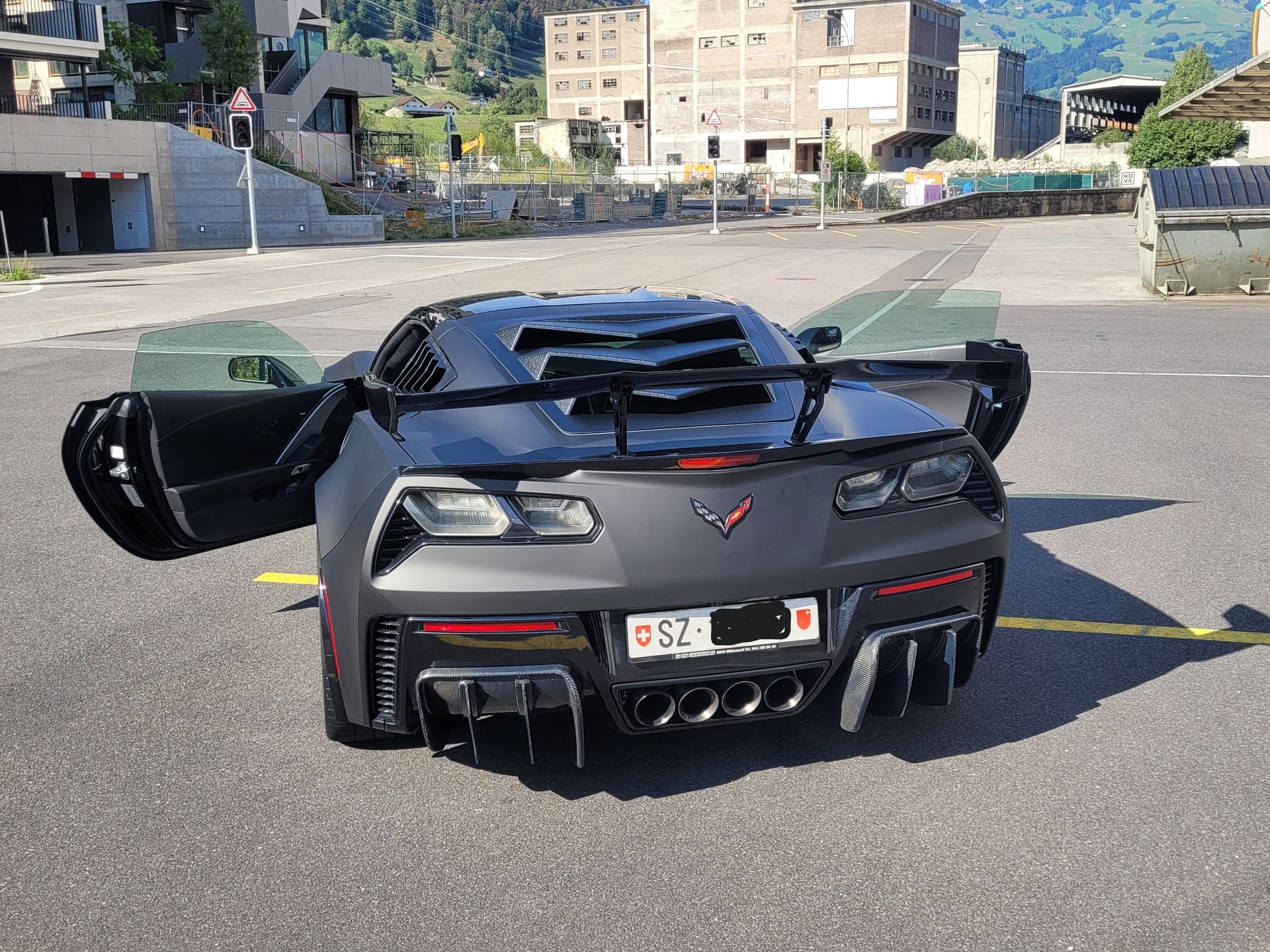 CHEVROLET C7 Z06-image-3