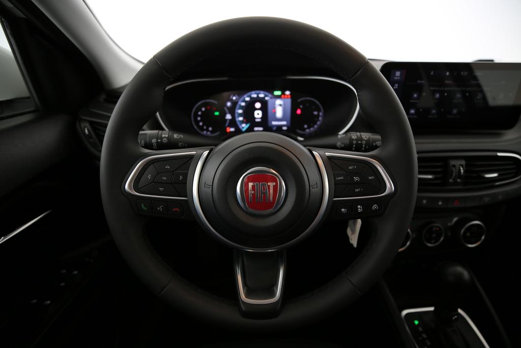 FIAT Tipo SW 1.5 Hybrid Swiss Edition-image-5