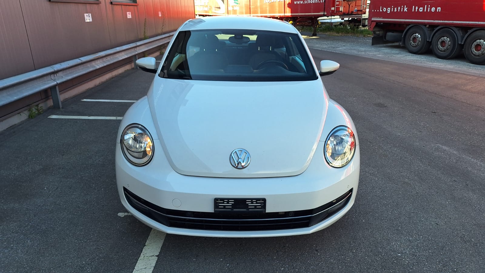 VW Beetle 1.4 TSI Design-image-1