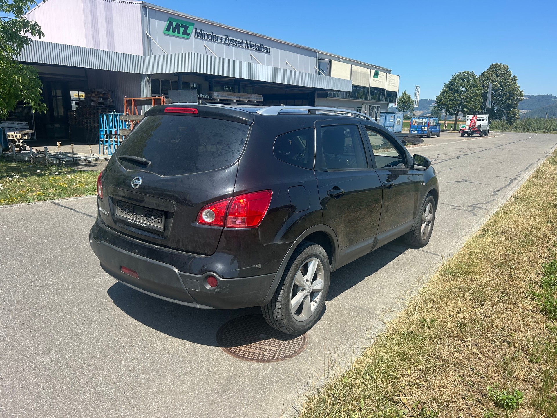 NISSAN Qashqai +2 2.0 dCi 4WD acenta Automatic-image-2