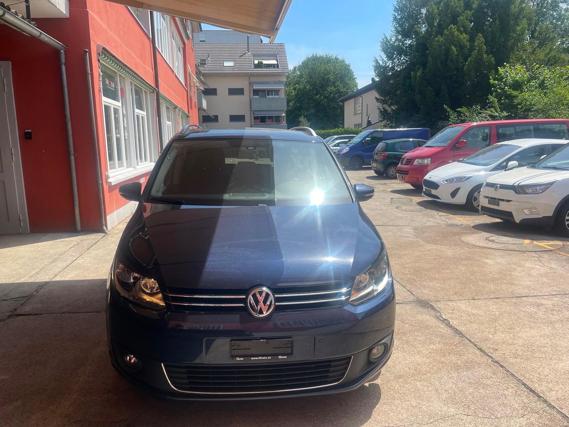 VW Touran 1.4 TSI Team DSG-image-1