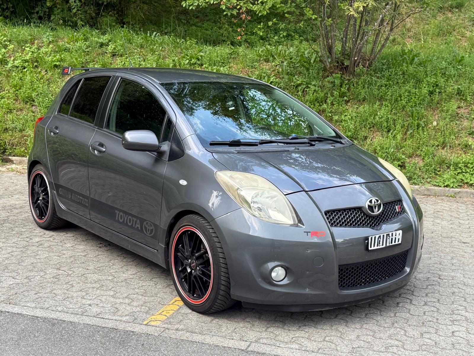 TOYOTA Yaris 1.8 TS-image-3