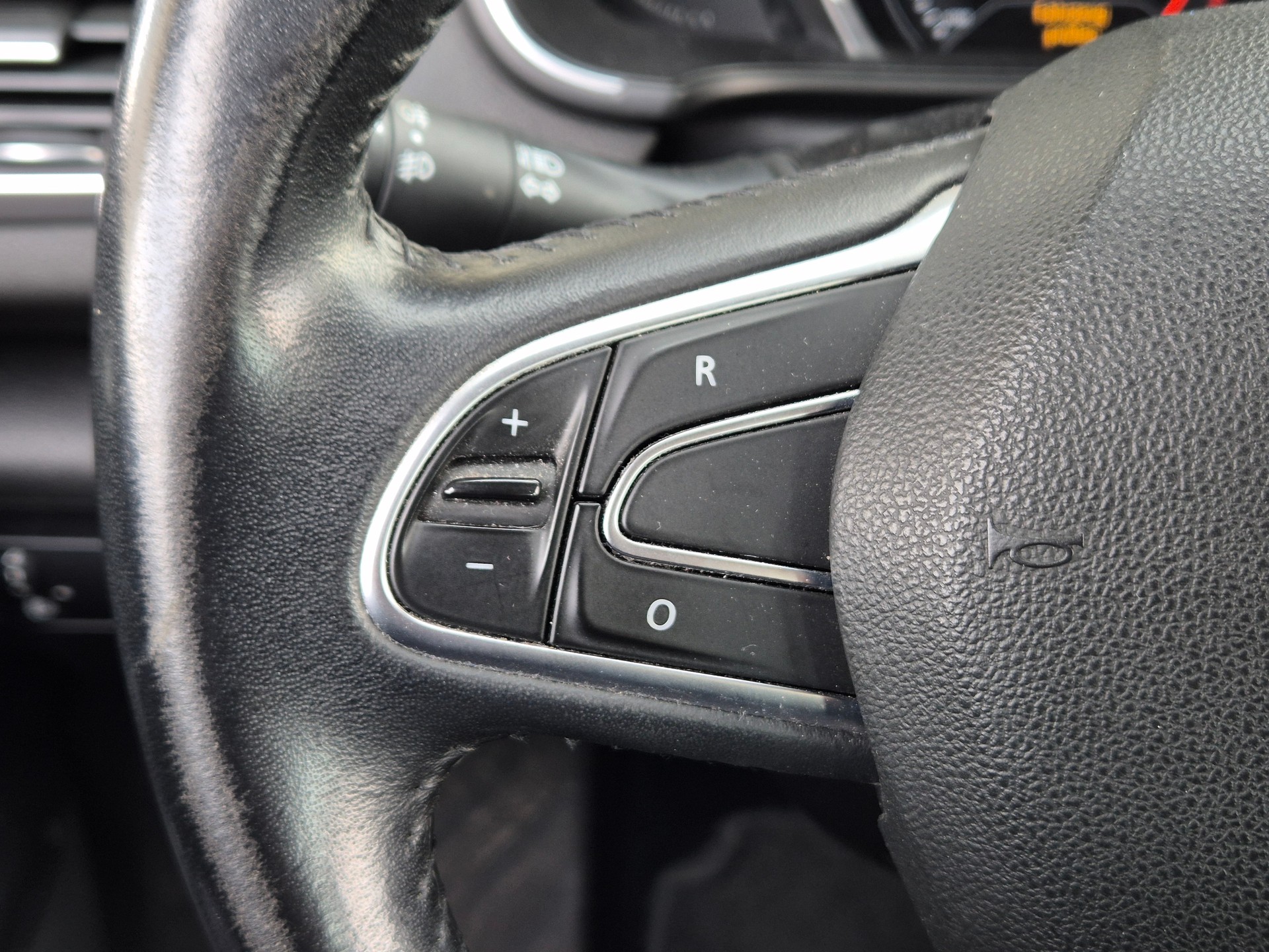 RENAULT Mégane Grandtour 1.5 dCi Business EDC-image-15