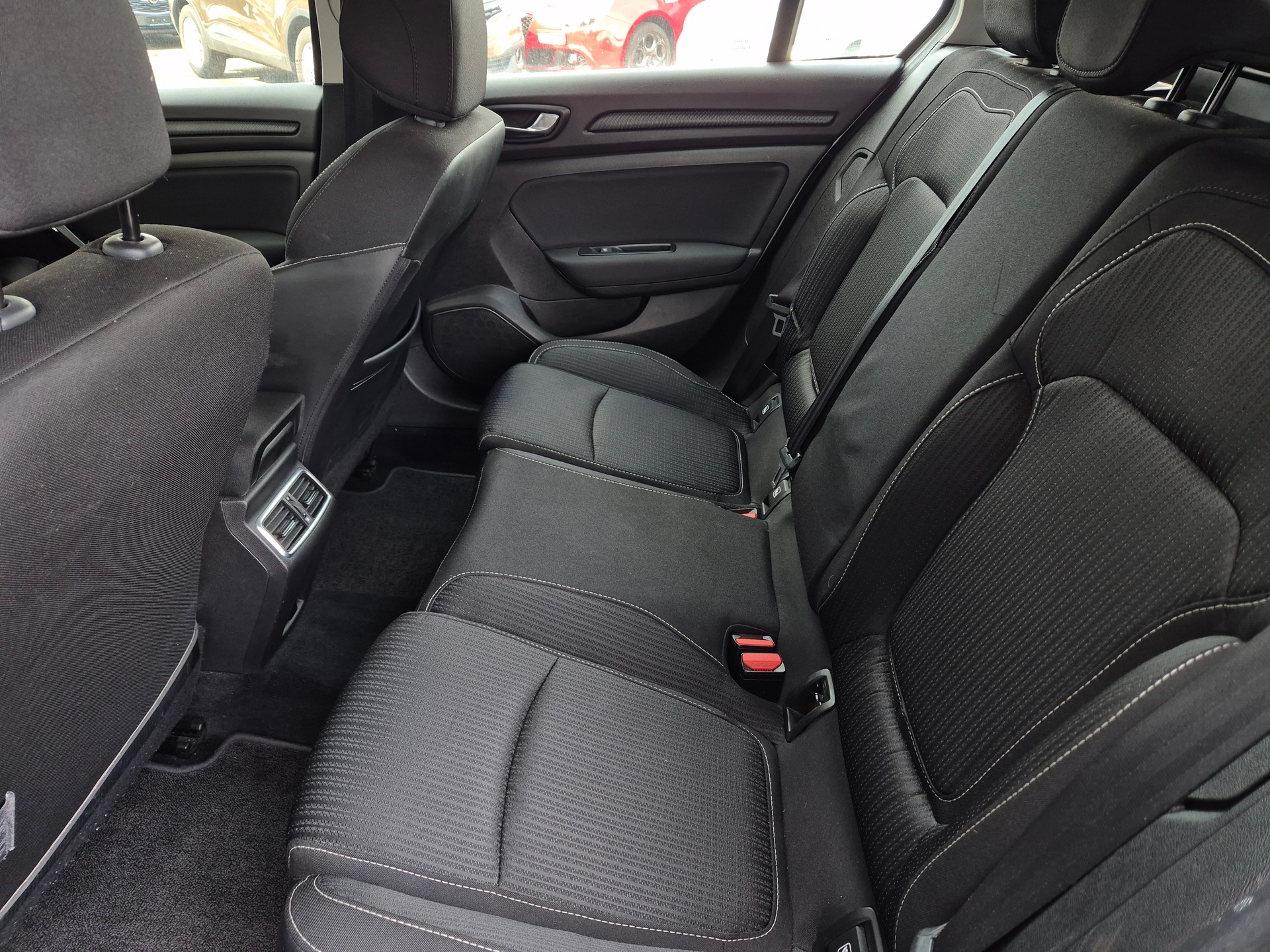 RENAULT Mégane Grandtour 1.5 dCi Business EDC-image-13