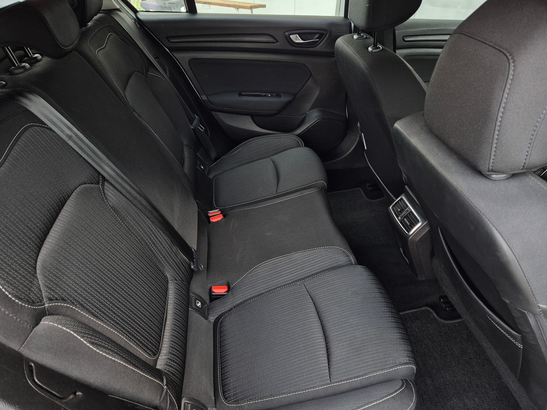 RENAULT Mégane Grandtour 1.5 dCi Business EDC-image-14