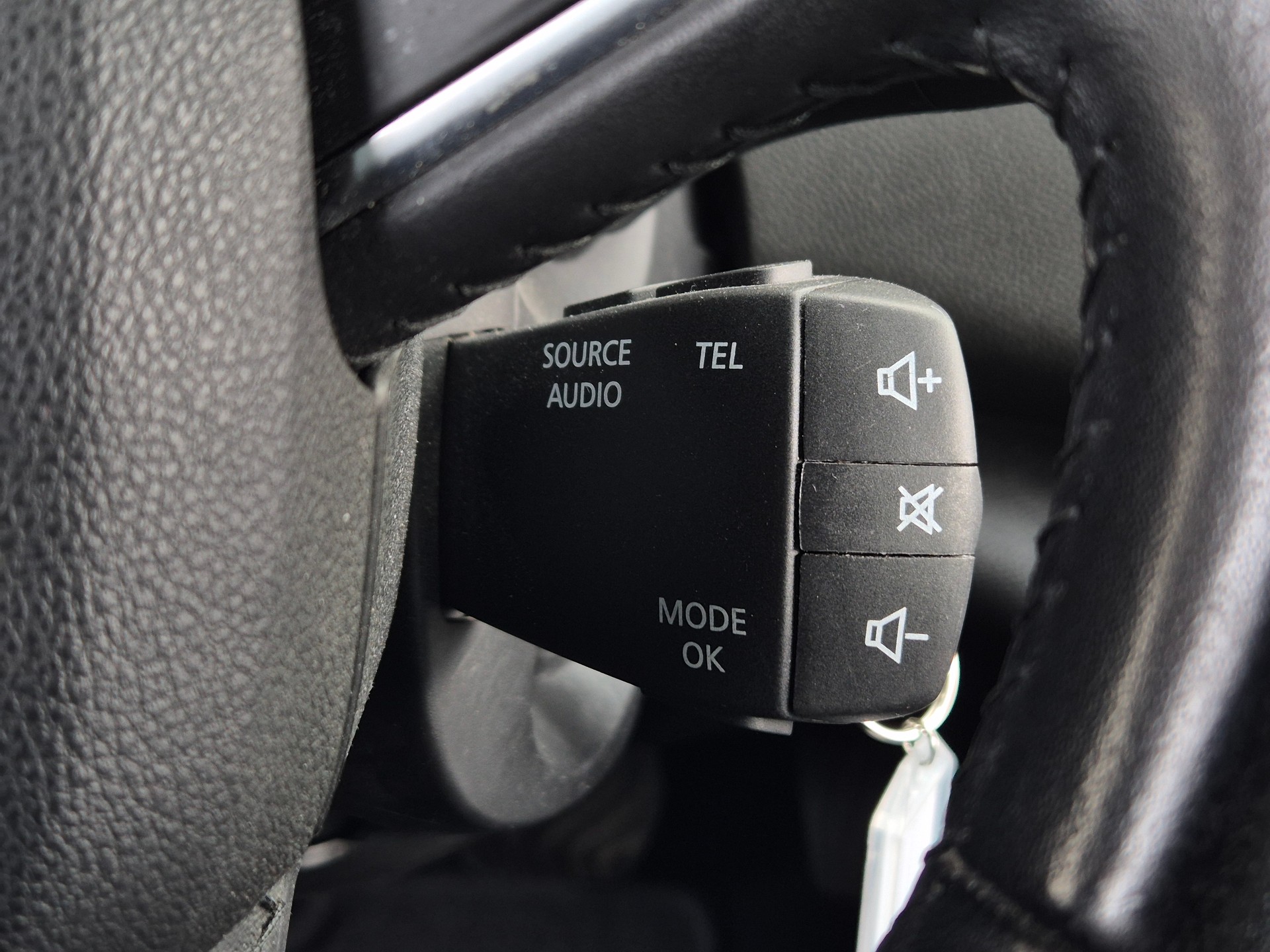 RENAULT Mégane Grandtour 1.5 dCi Business EDC-image-17