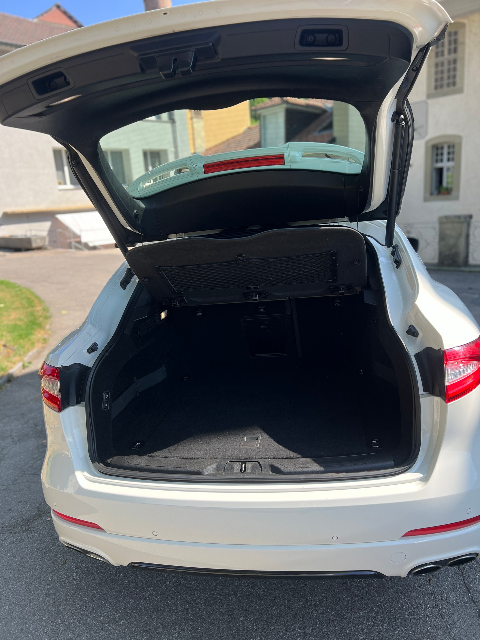 MASERATI Levante 3.0 V6 GranSport Automatica-image-8