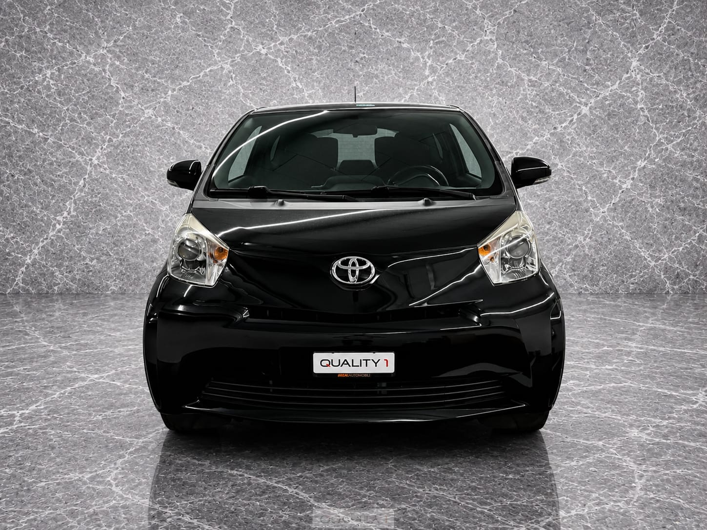 TOYOTA iQ2 1.0 VVT-i Multidrive-image-12