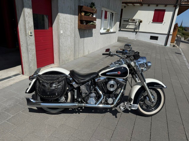 HARLEY-DAVIDSON FLSTN Heritage Special