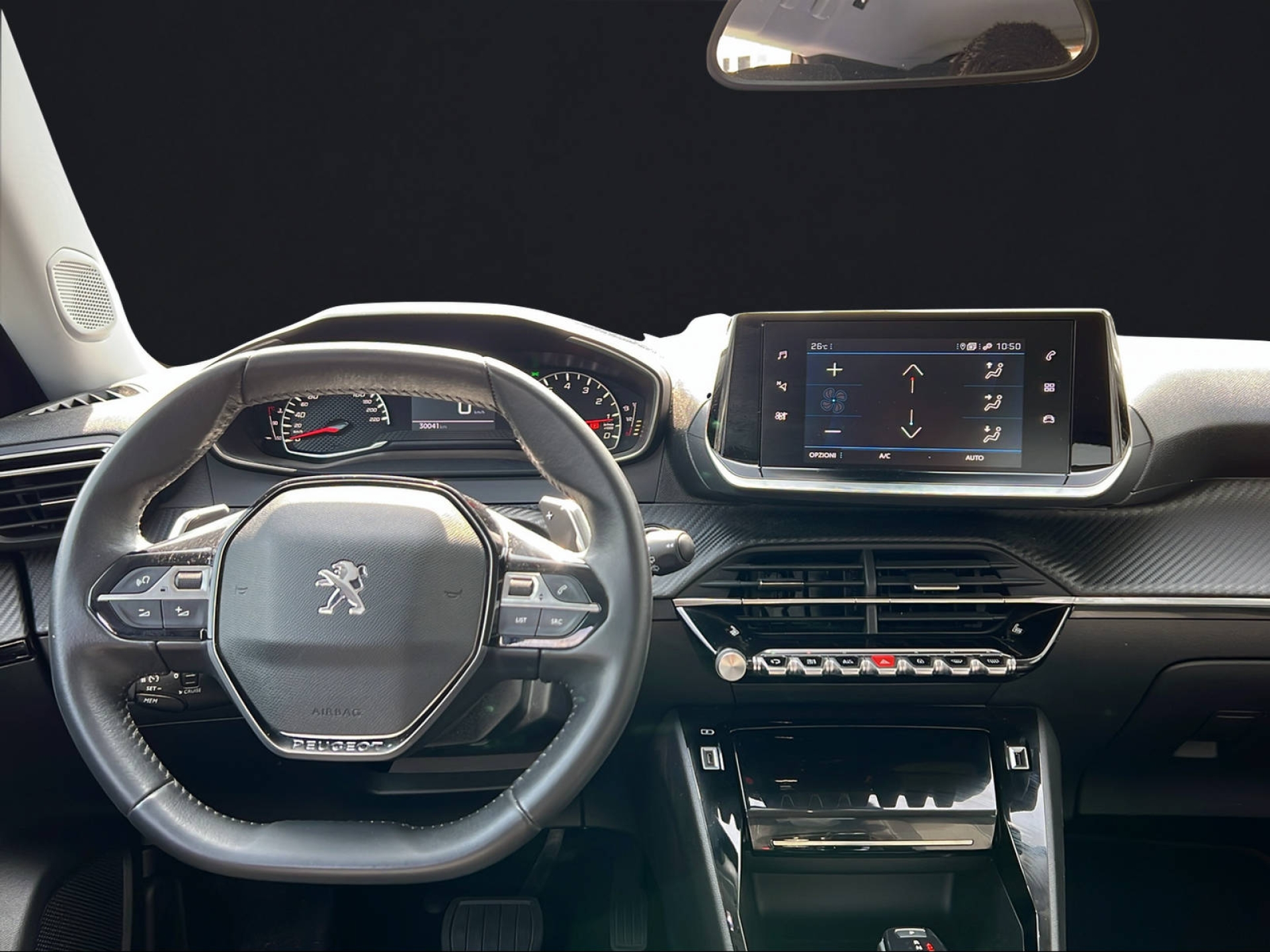 PEUGEOT 2008 1.2 PureTech Allure-image-6