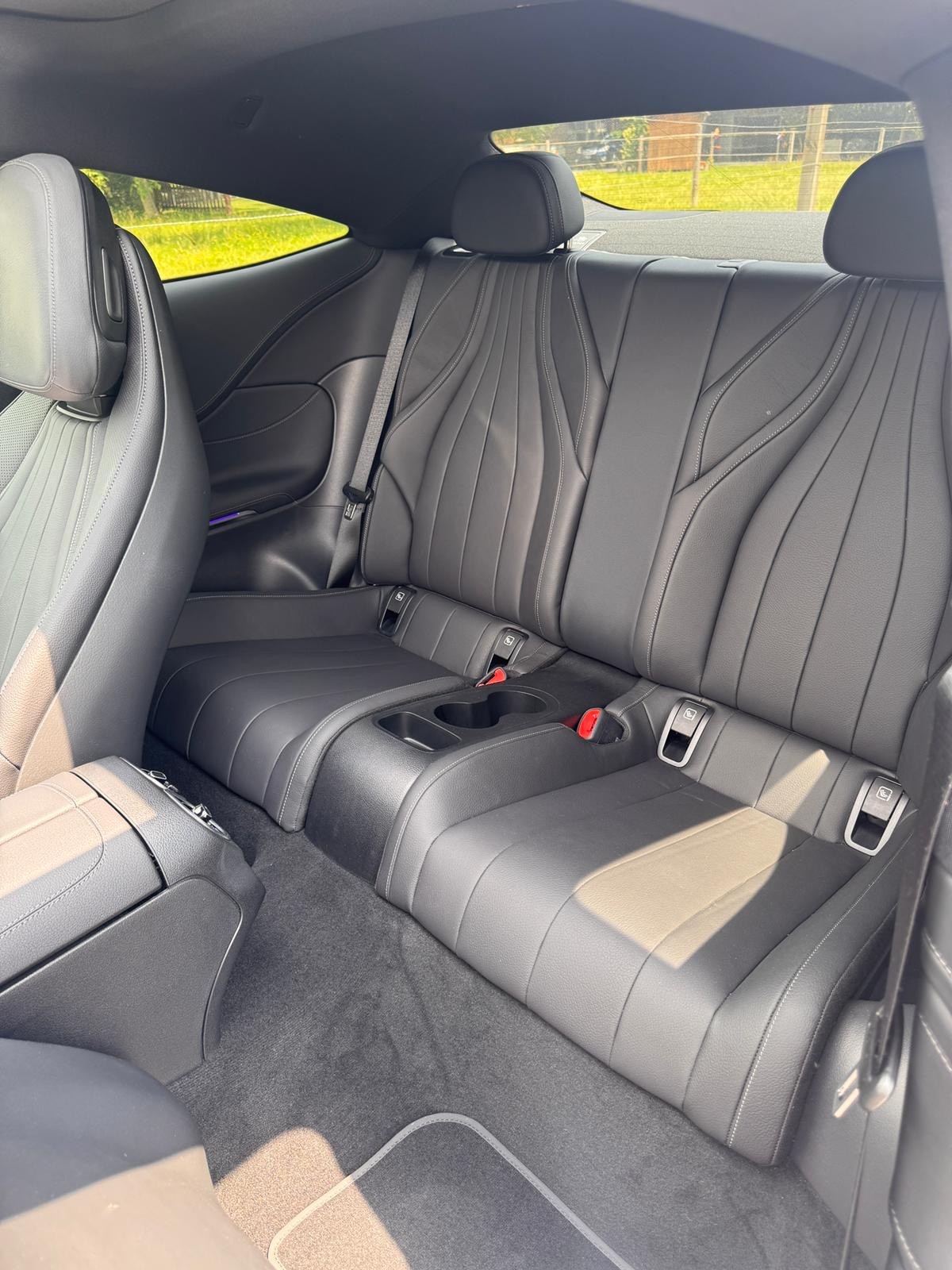 MERCEDES-BENZ CLE 300 AMG Line 4matic-image-9