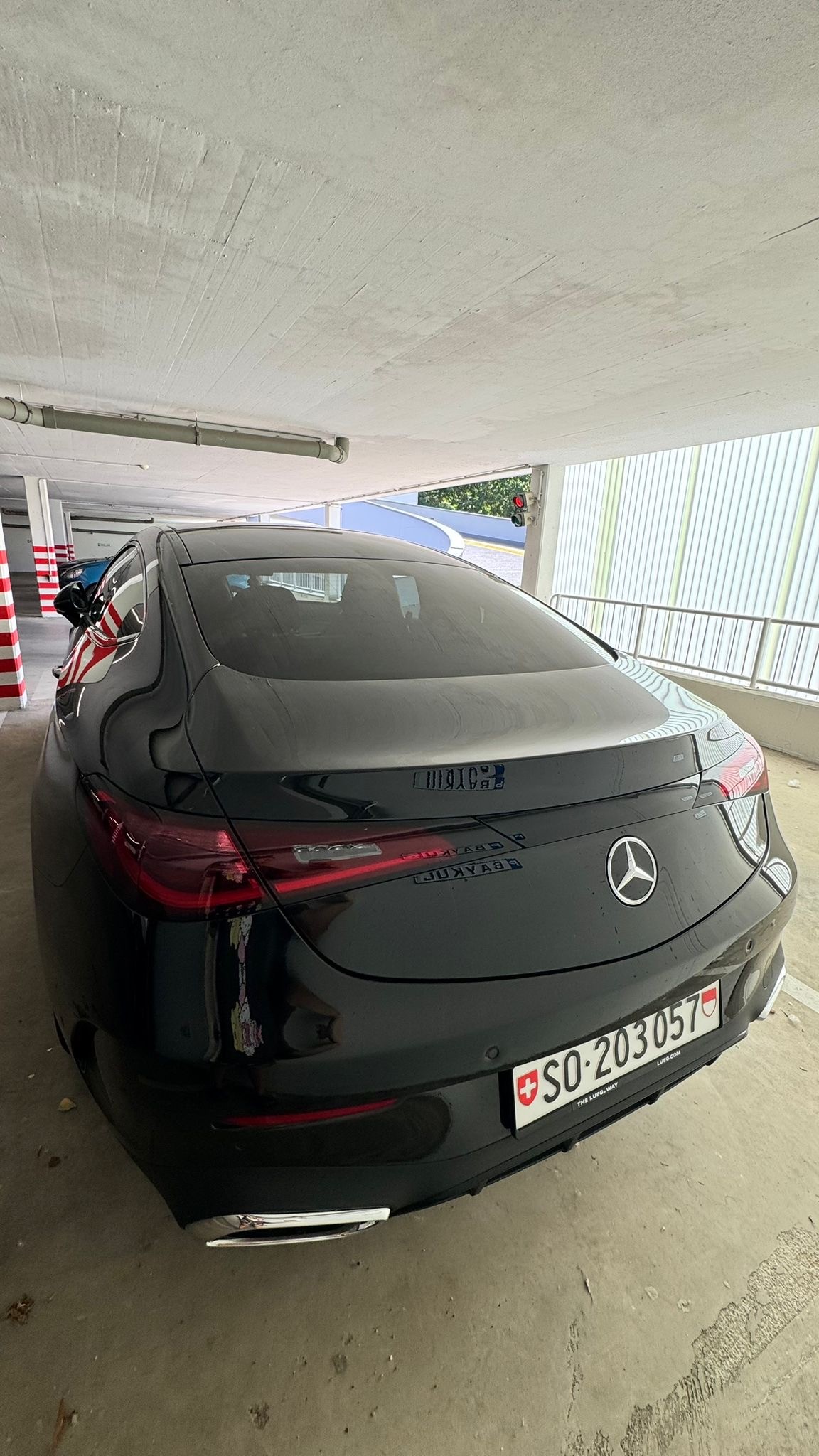 MERCEDES-BENZ CLE 300 AMG Line 4matic-image-3