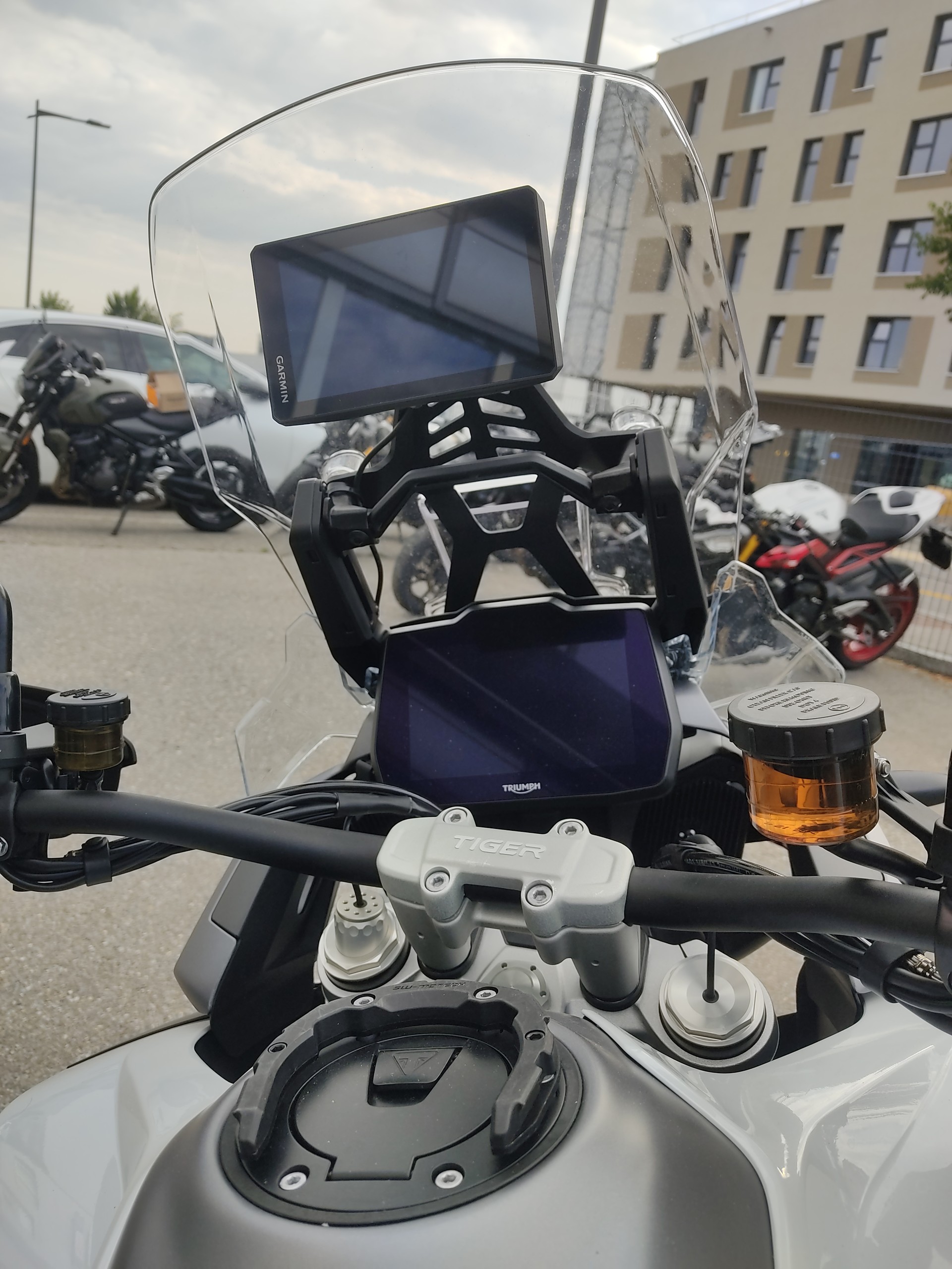 TRIUMPH Tiger 1200 GT Pro-image-7