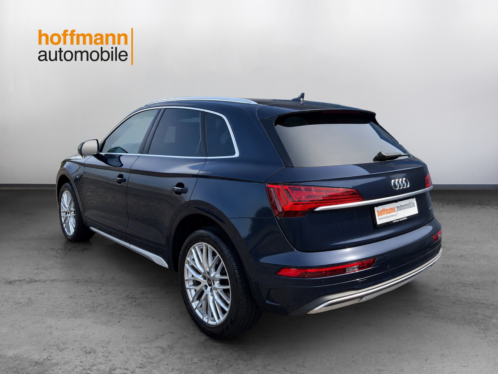 AUDI Q5 45 TFSI advanced quattro S-tronic-image-5