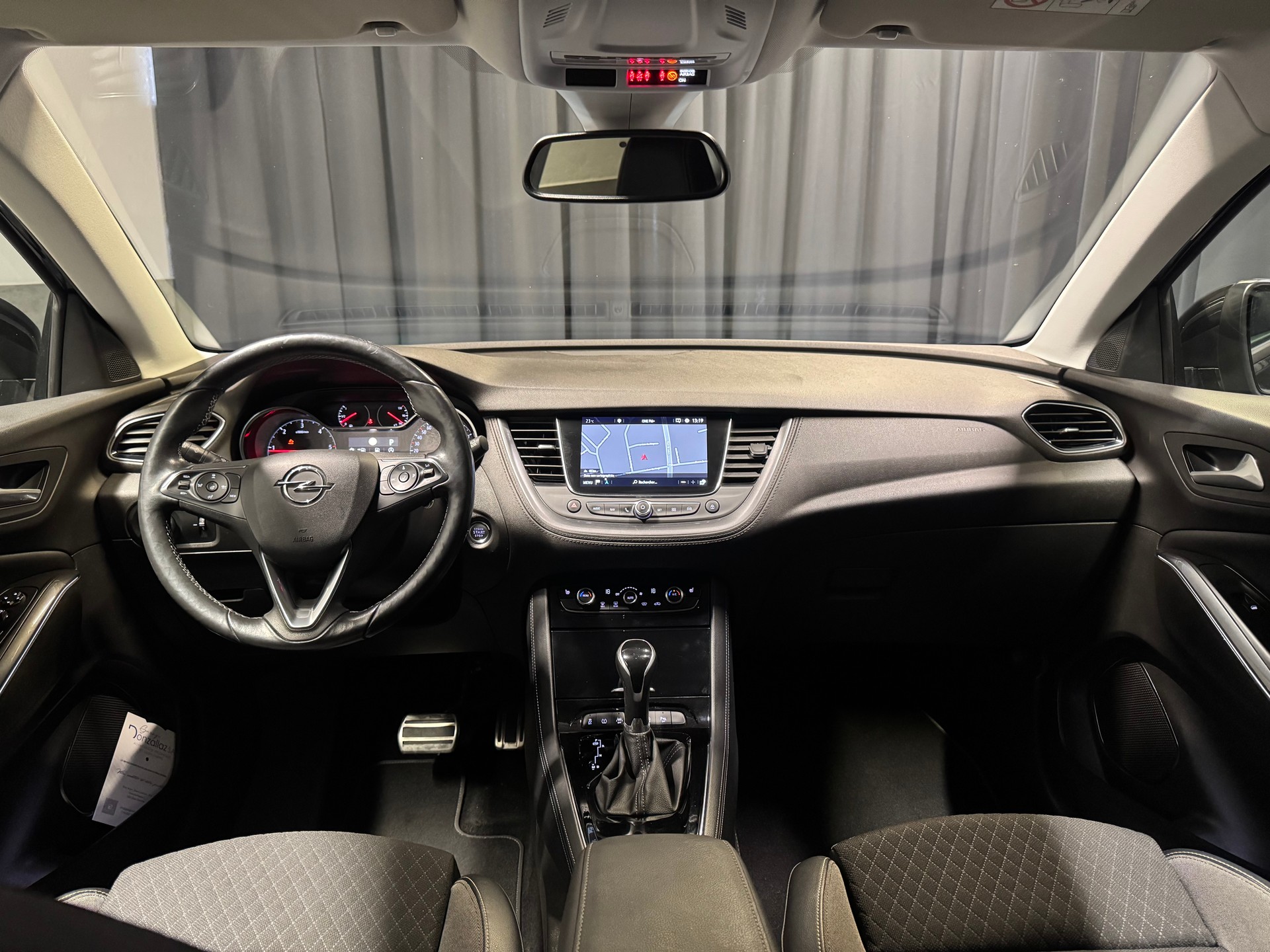 OPEL Grandland X 2.0CDTi Ultimate Automatik(M)(9)-image-8