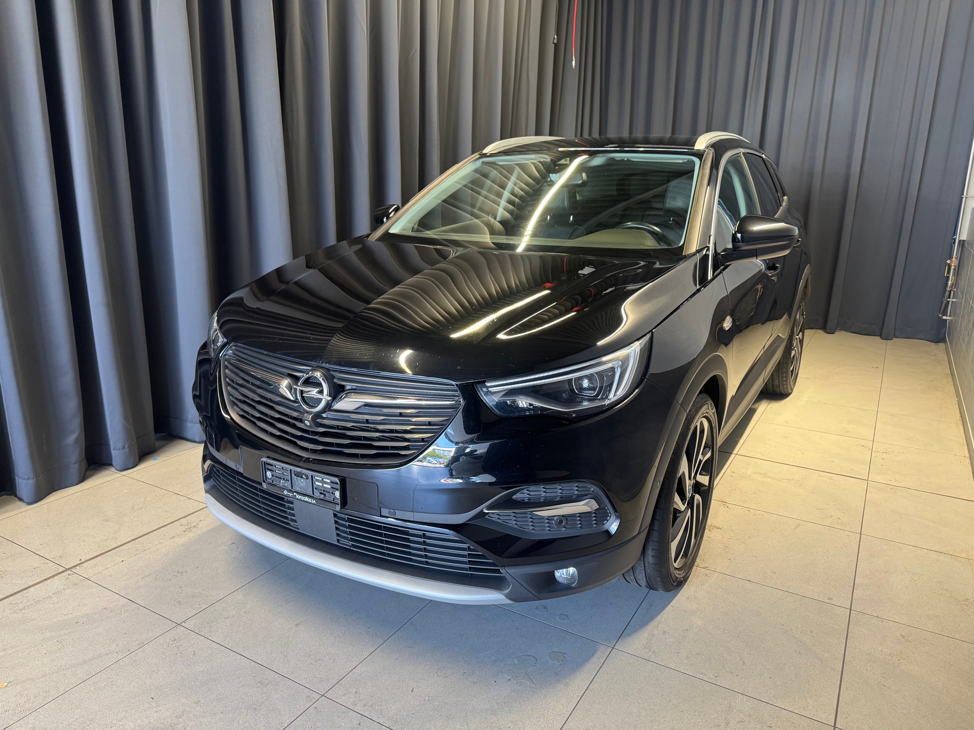 OPEL Grandland X 2.0CDTi Ultimate Automatik(M)(9)-image-2