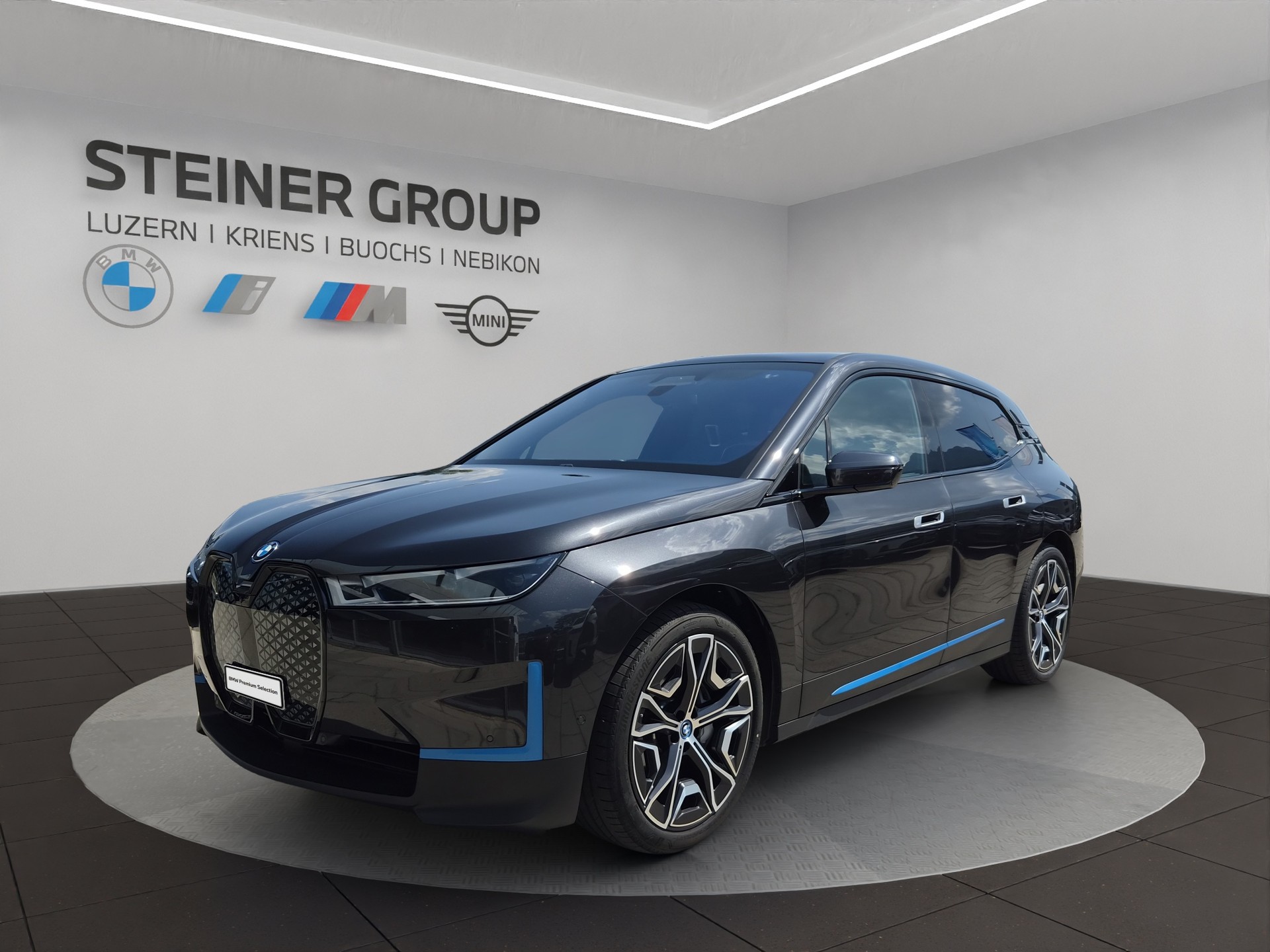 BMW iX xDrive50-image-0