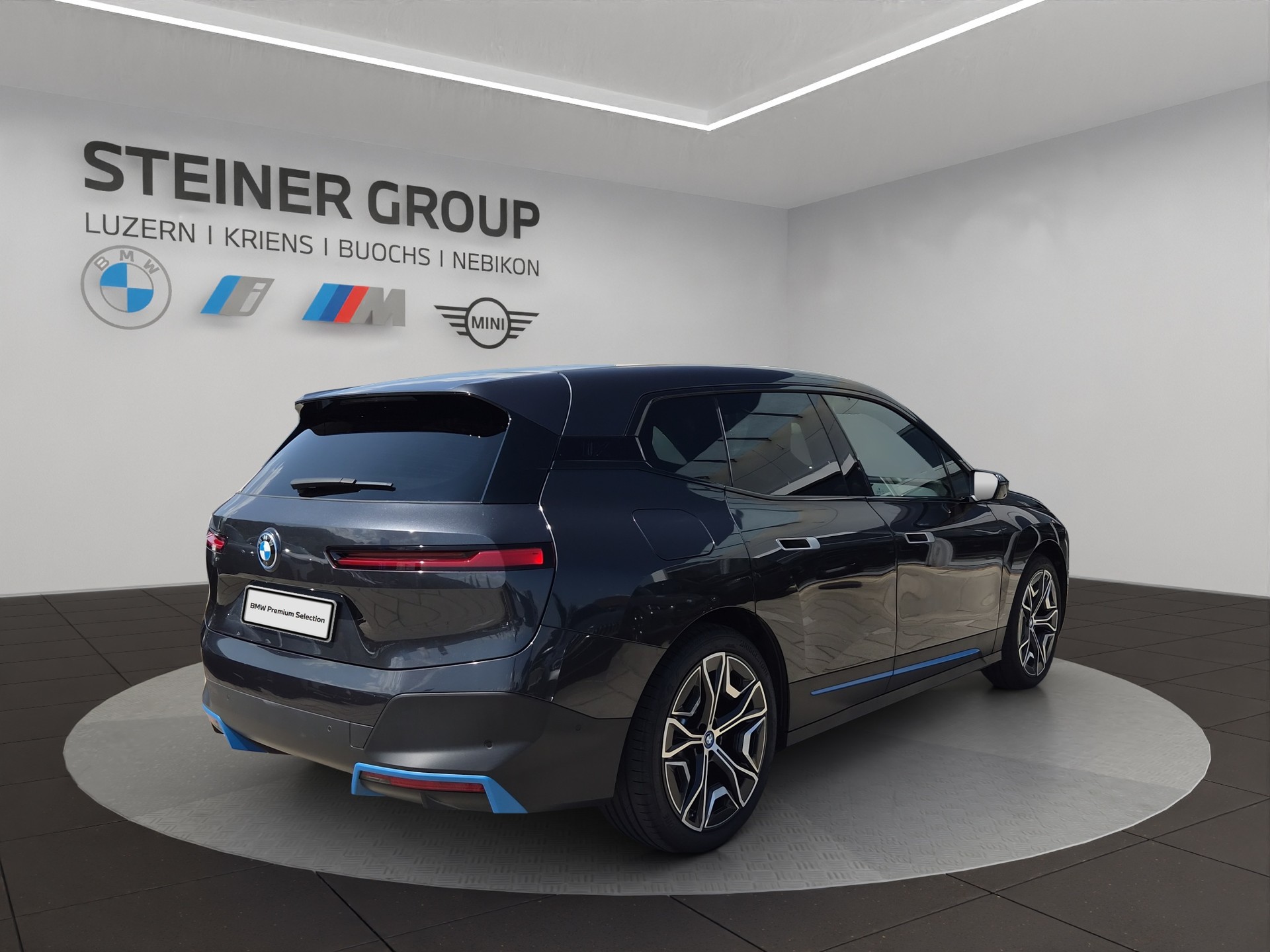 BMW iX xDrive50-image-5