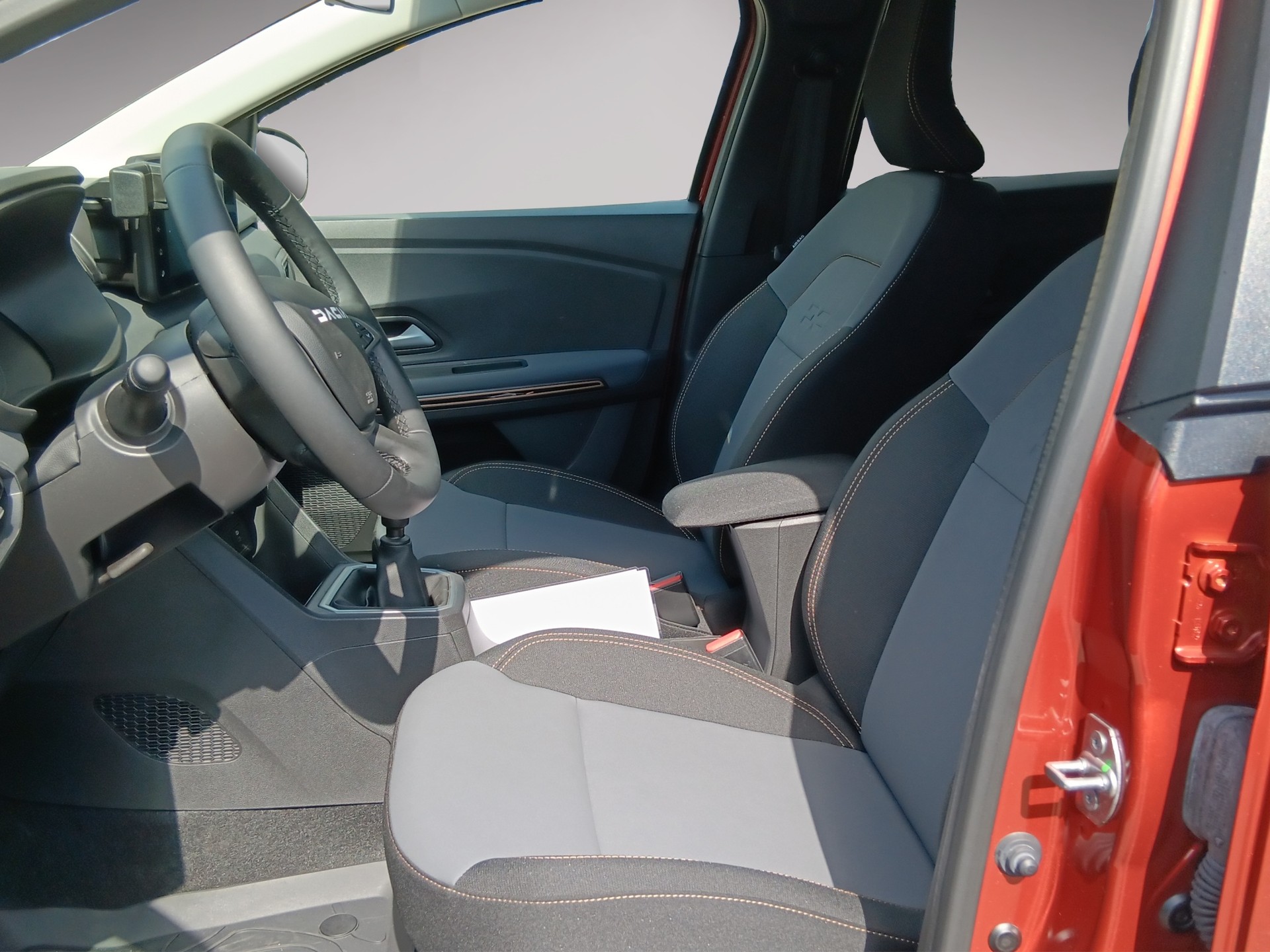 DACIA Jogger TCe 110 Extreme-image-7