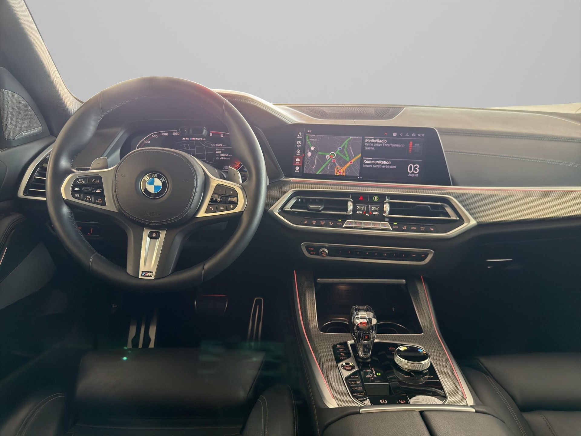 BMW X5 xDrive M50d-image-12