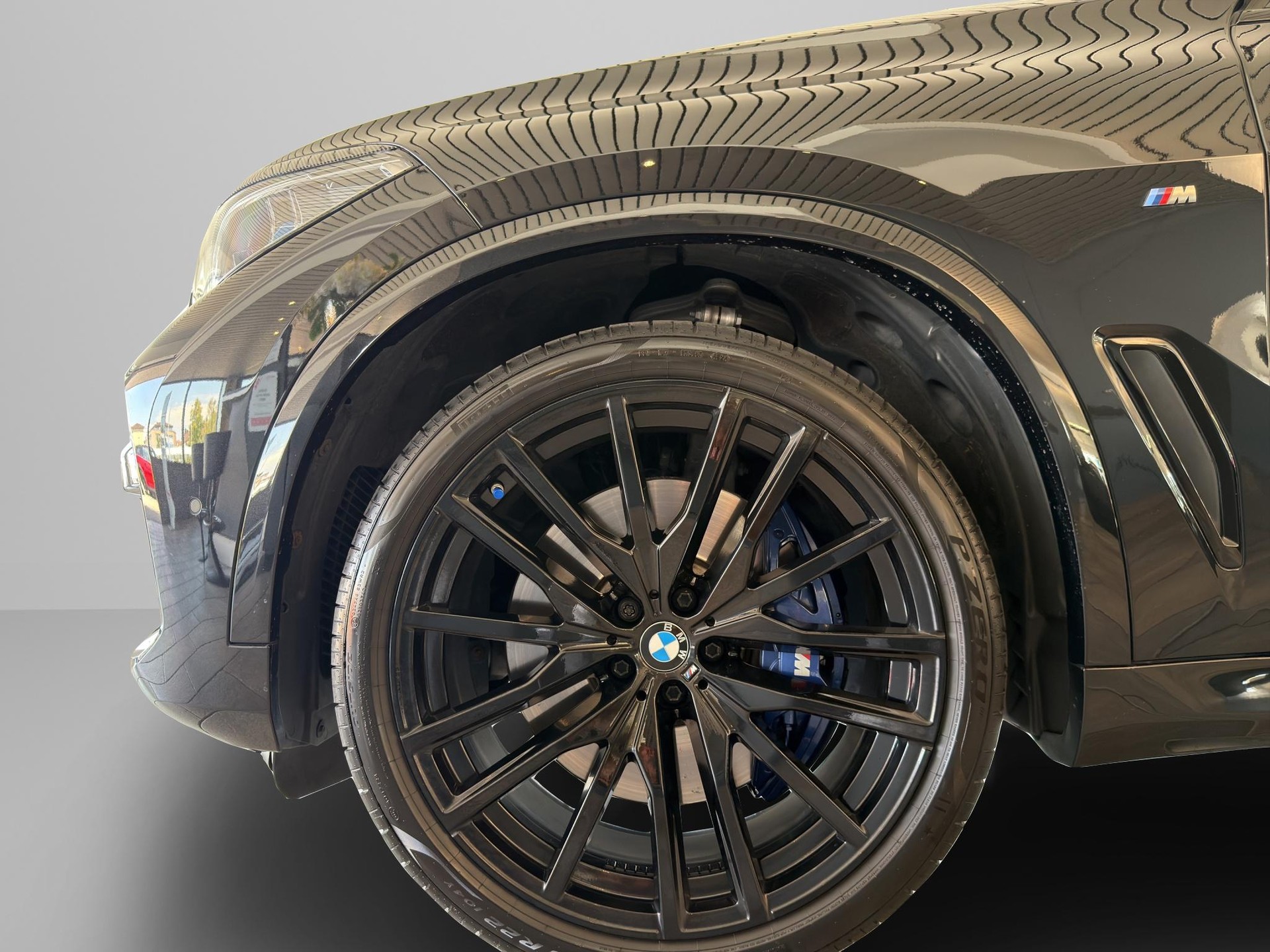 BMW X5 xDrive M50d-image-8
