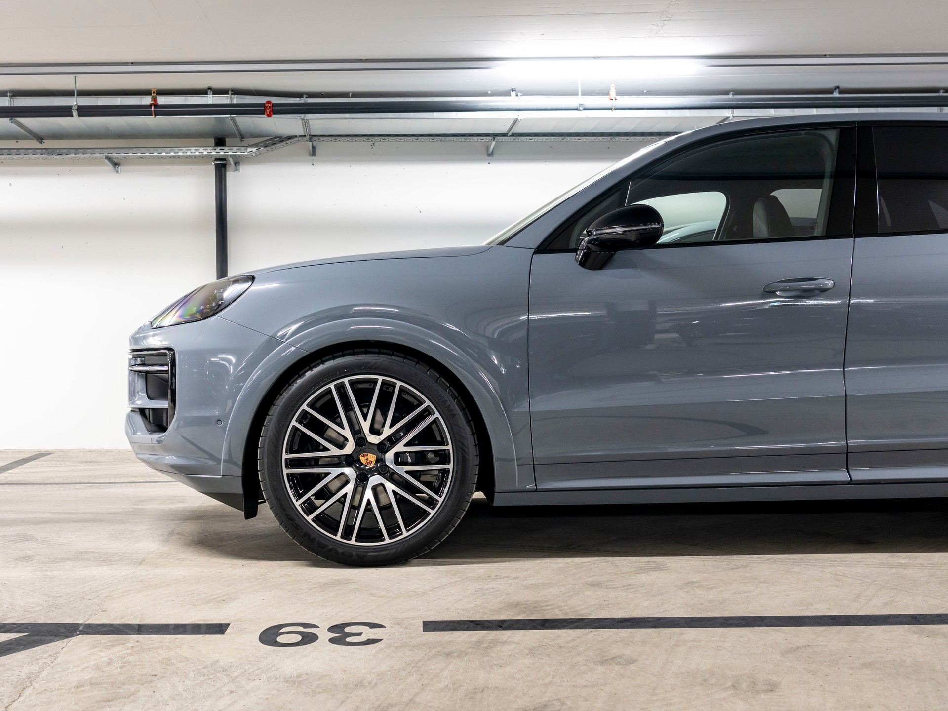 PORSCHE Cayenne Black Edition Tiptronic-image-9