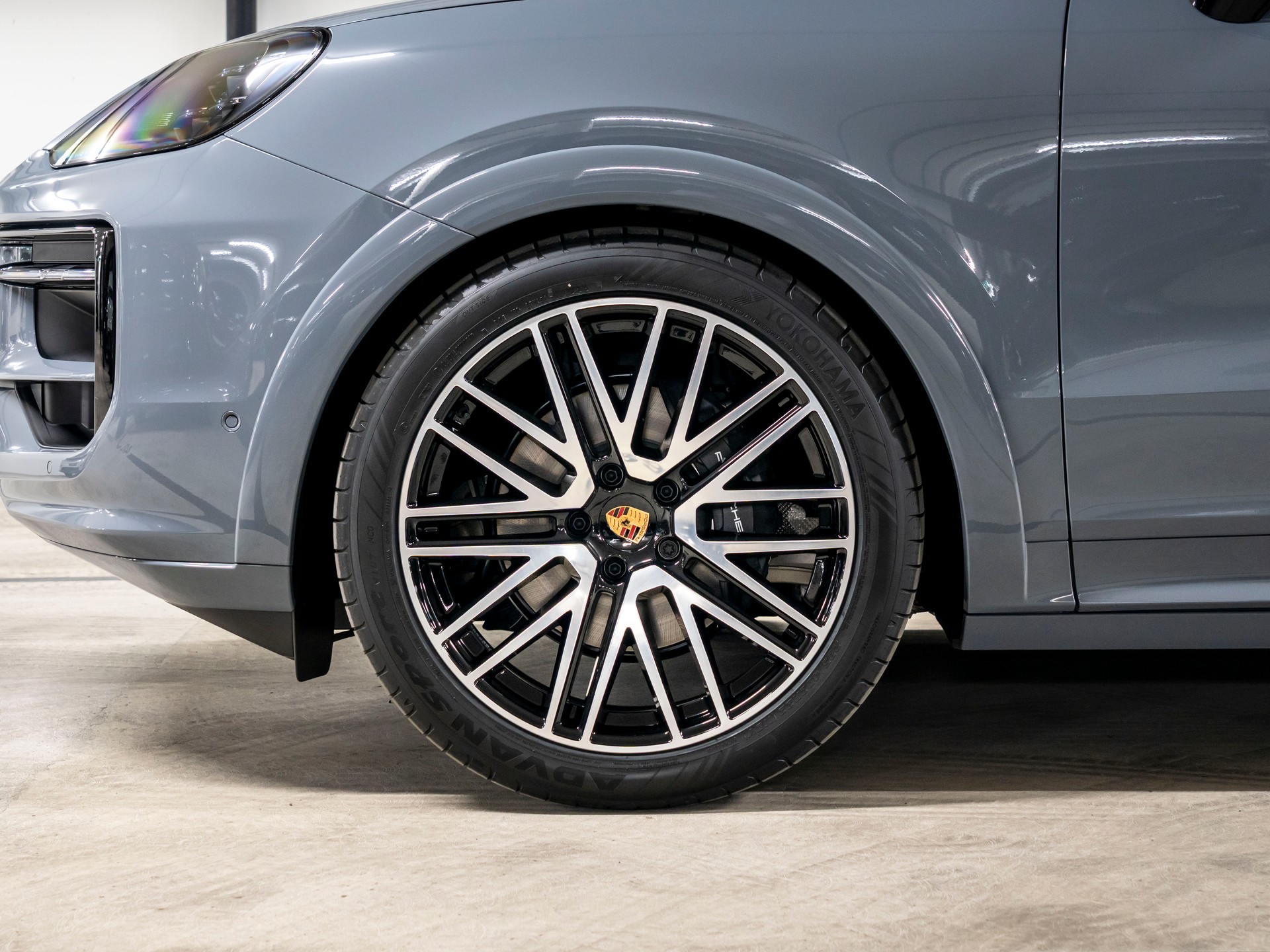 PORSCHE Cayenne Black Edition Tiptronic-image-10