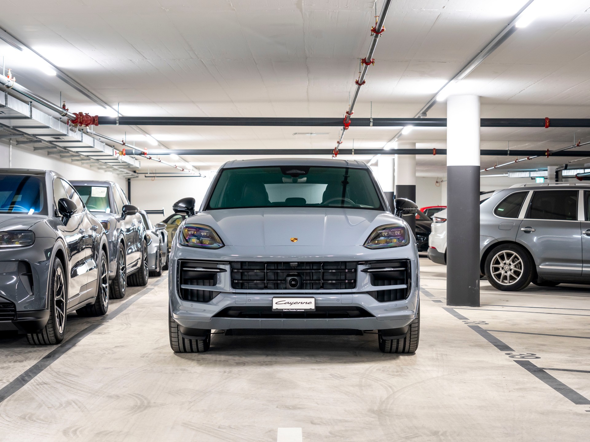 PORSCHE Cayenne Black Edition Tiptronic-image-3