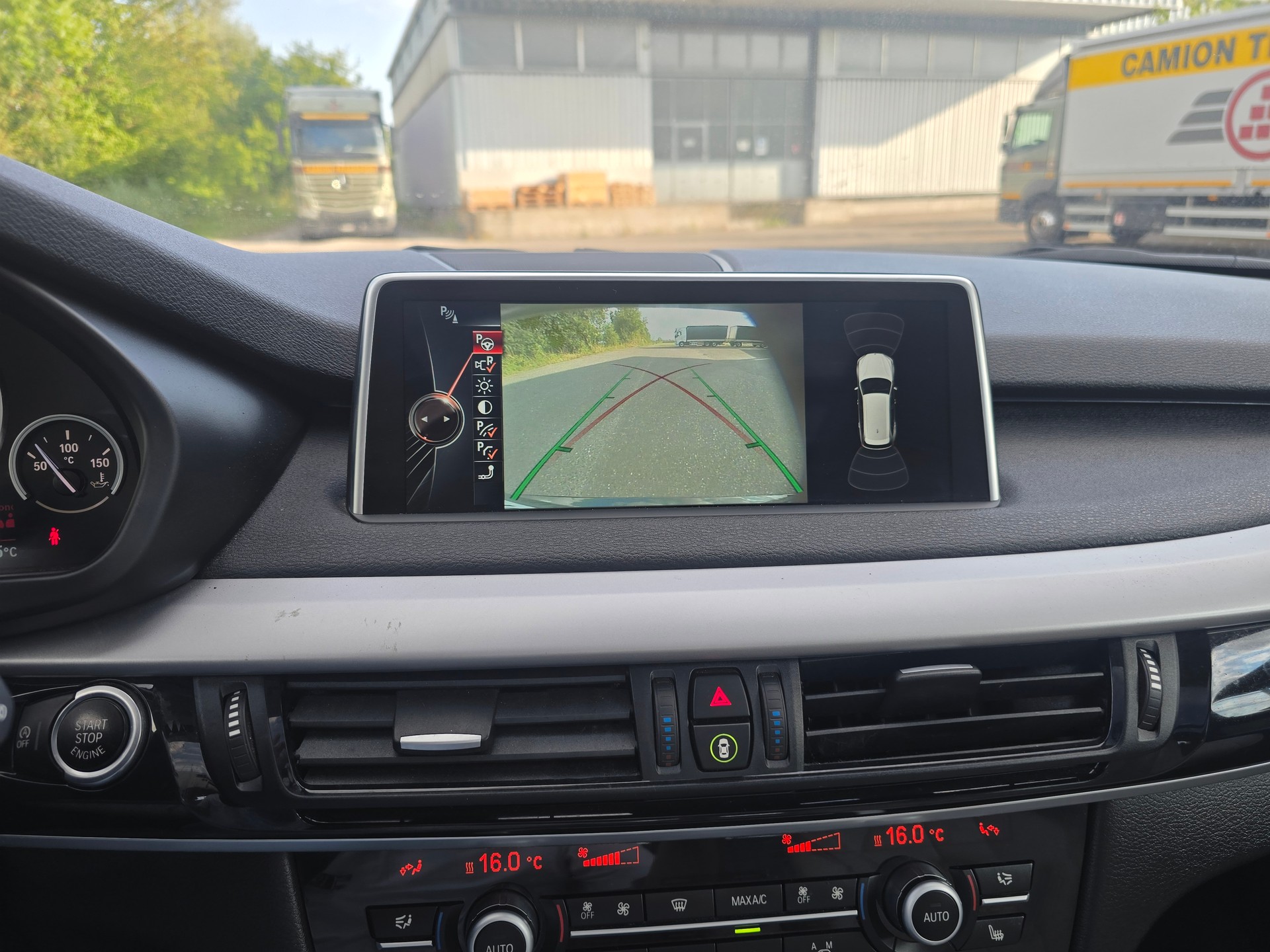 BMW X5 xDrive 30d Steptronic-image-22