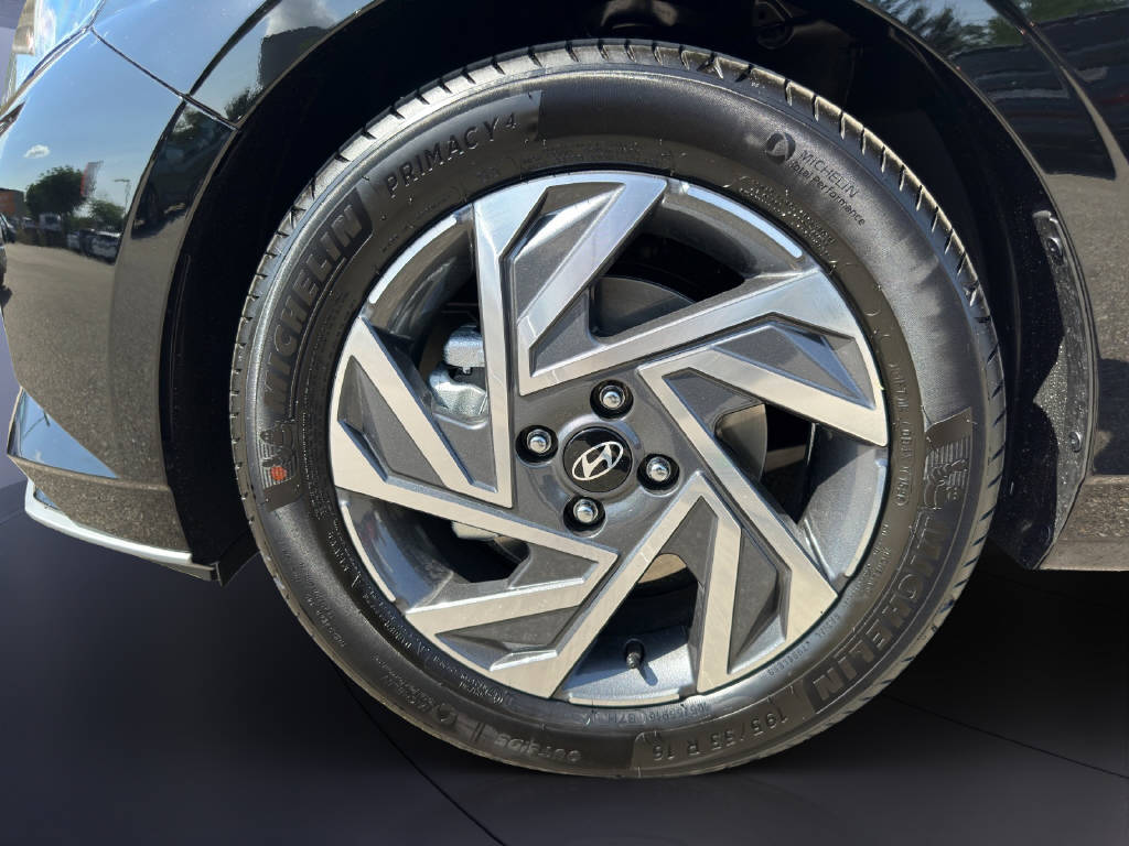 HYUNDAI i20 1.0 T-GDi Amplia Safe Tec GO!-image-8