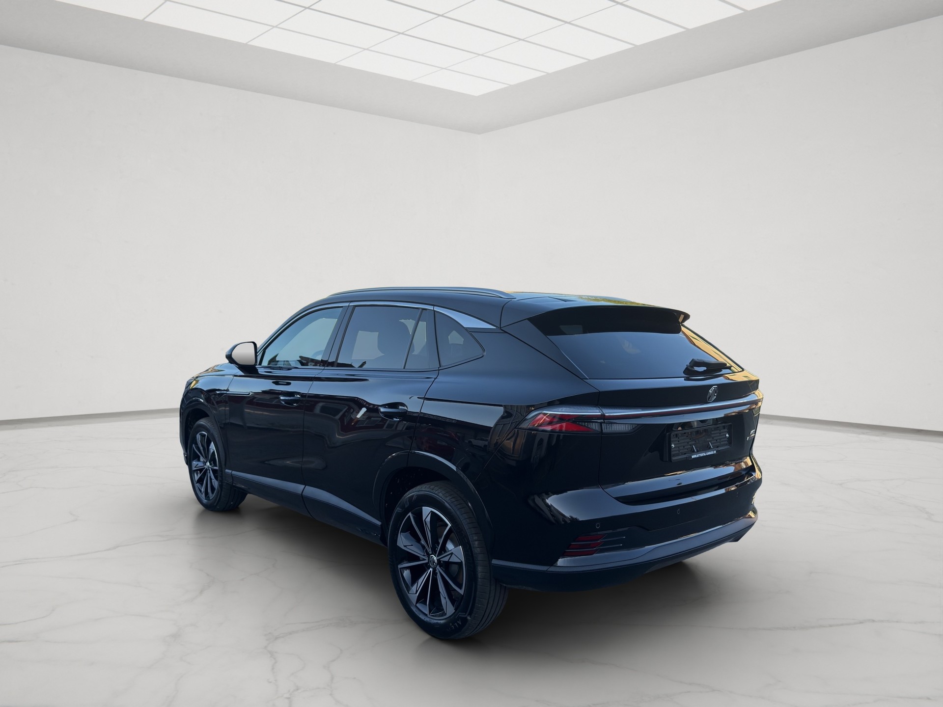 MG HS 1.5 T HEV Luxury-image-3