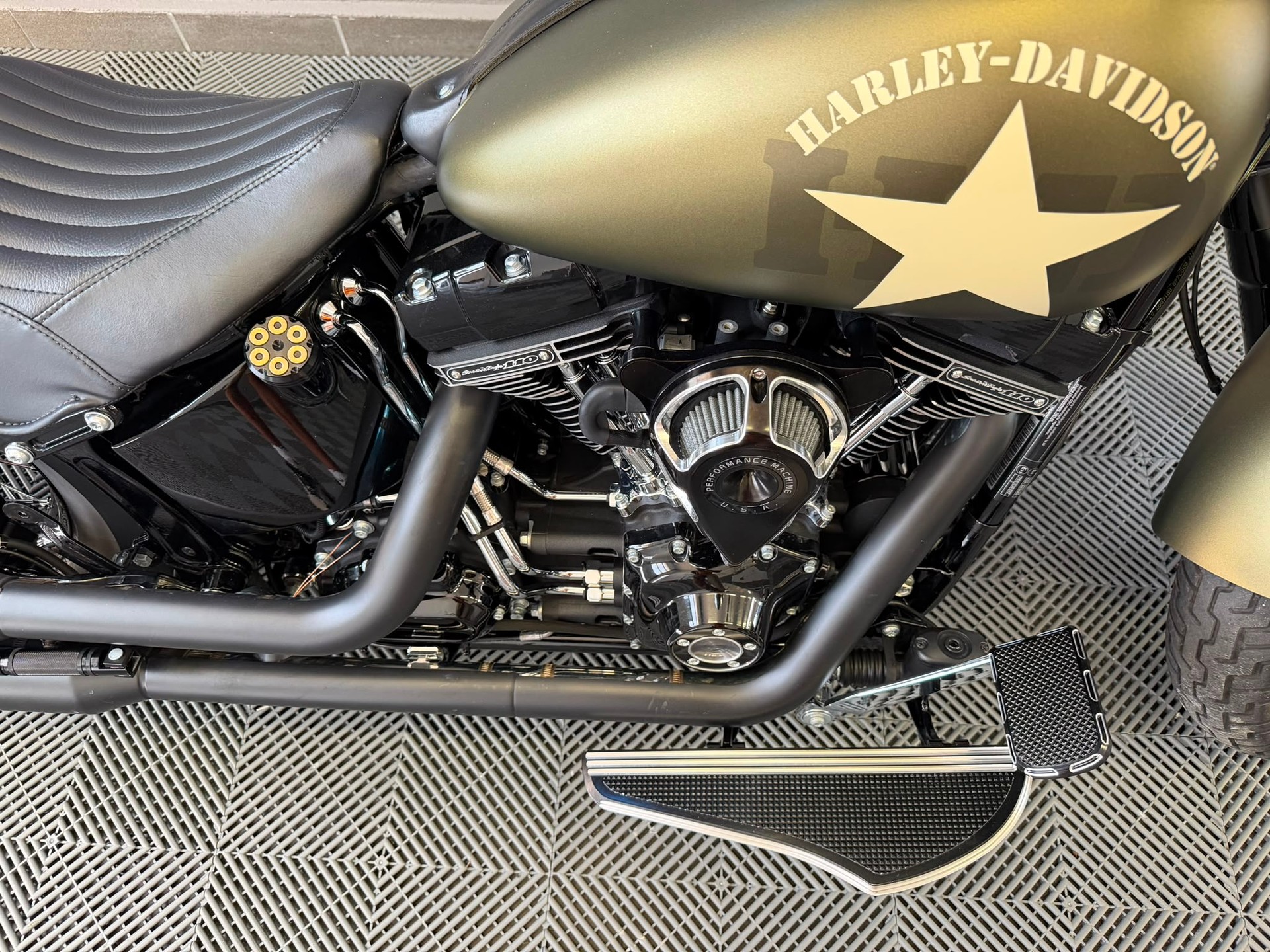 HARLEY-DAVIDSON FLSS Softail Slim S110 ABS-image-2