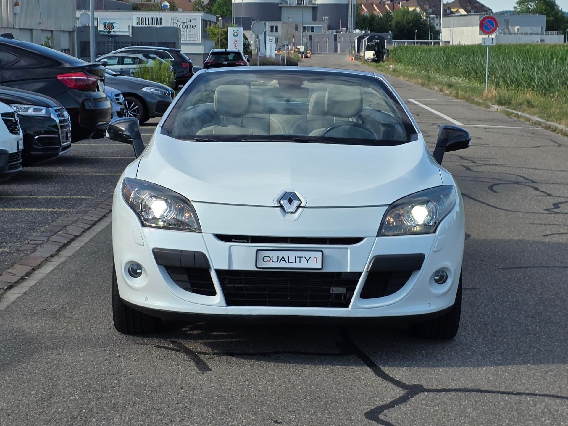 RENAULT Mégane CC 2.0 16V Dynamique CVT-image-4